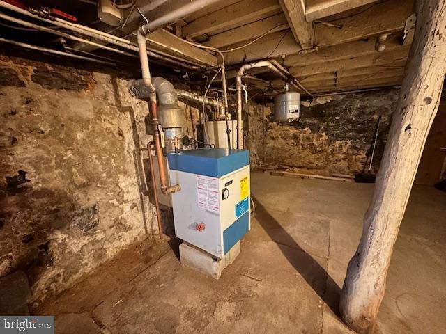 121 E GARRISON STREET