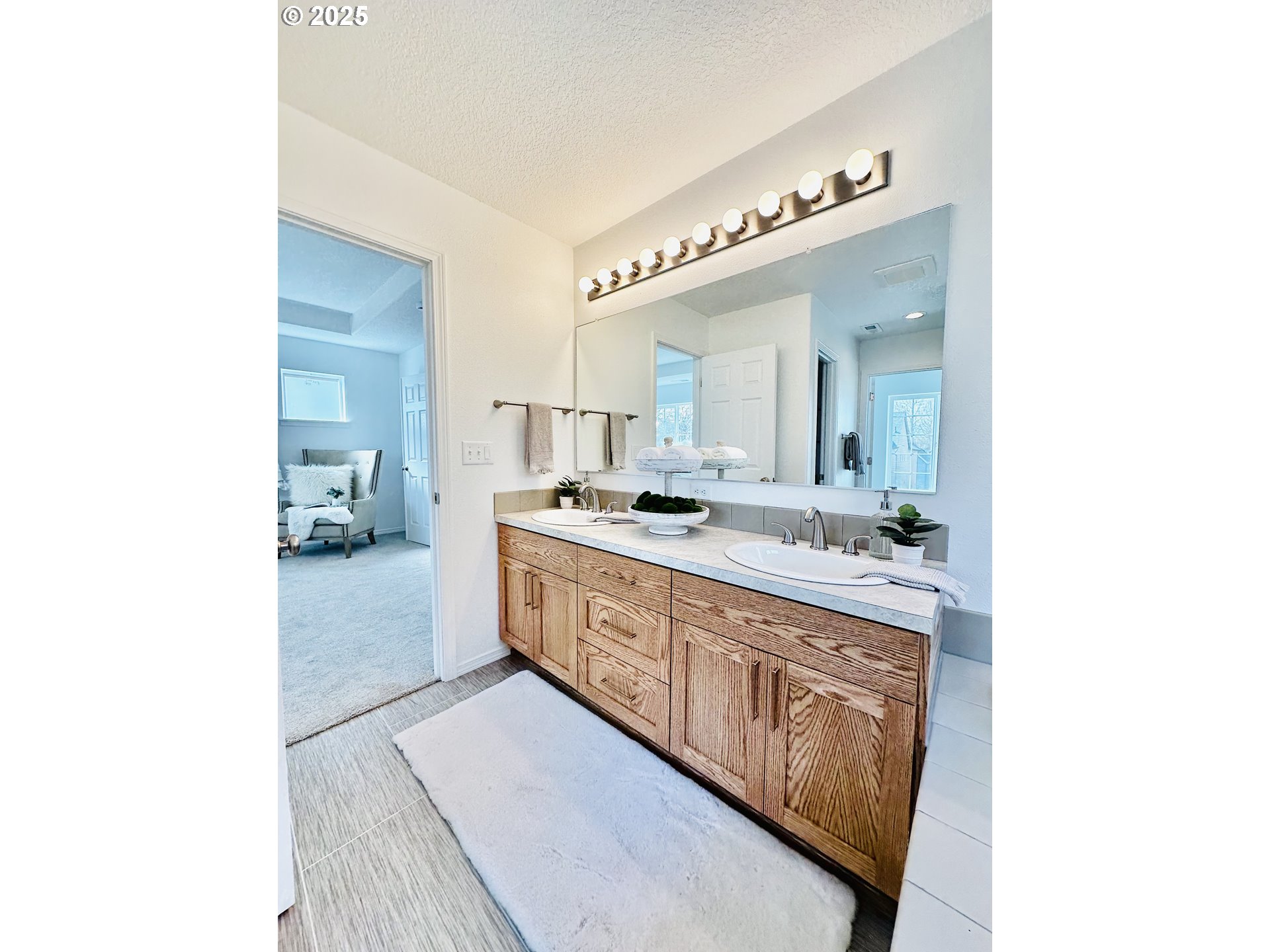 6105 SW Zabaco Ter