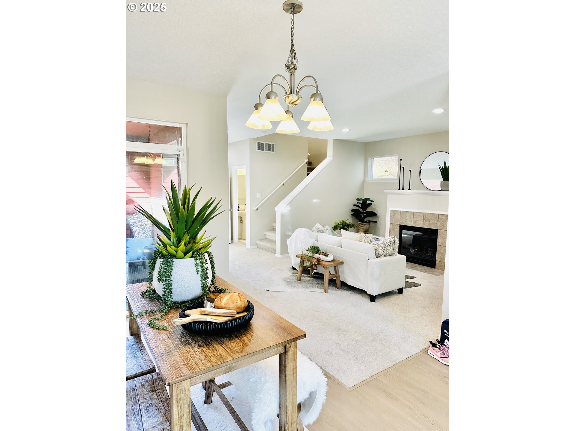 6105 SW Zabaco Ter