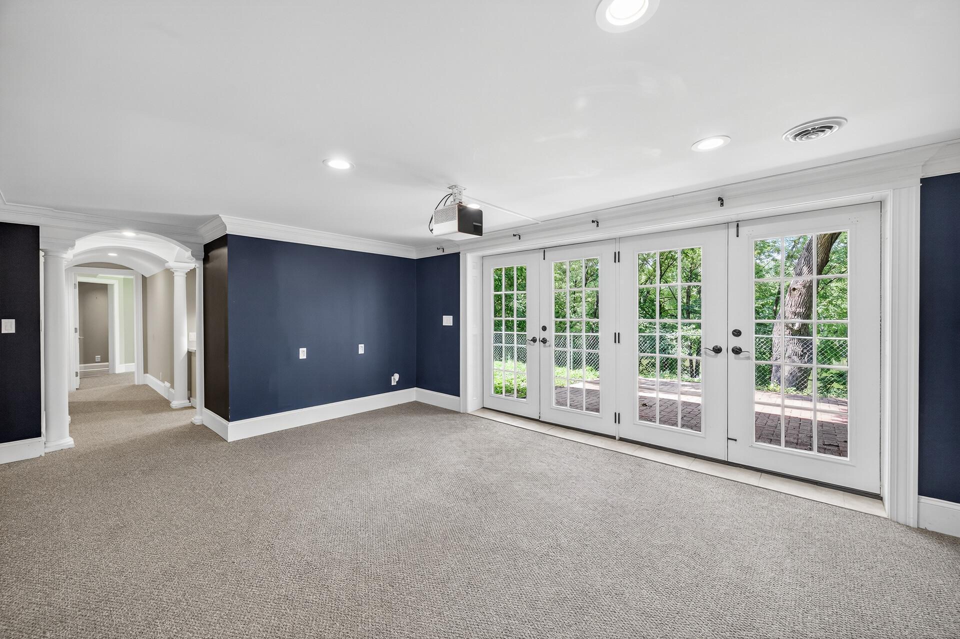 5076 Woodgate Court