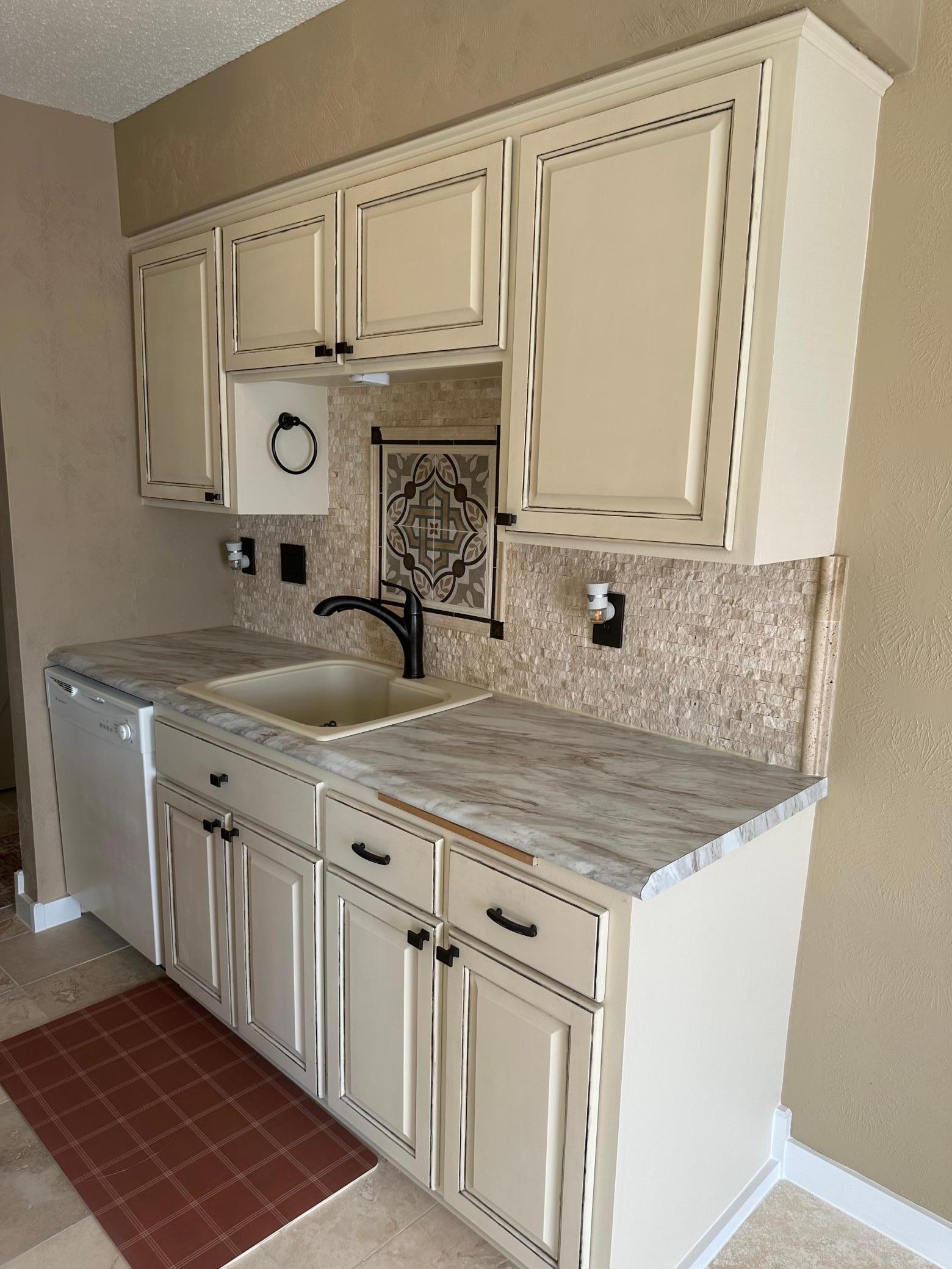 909 11th Avenue S Unit: 8