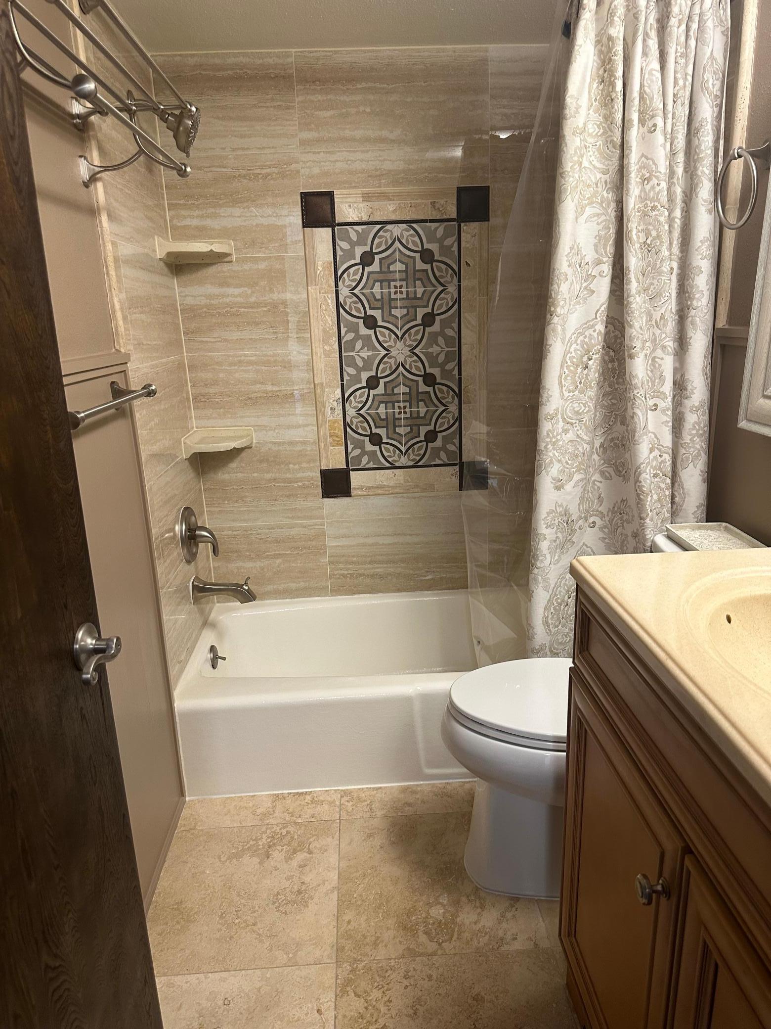 909 11th Avenue S Unit: 8