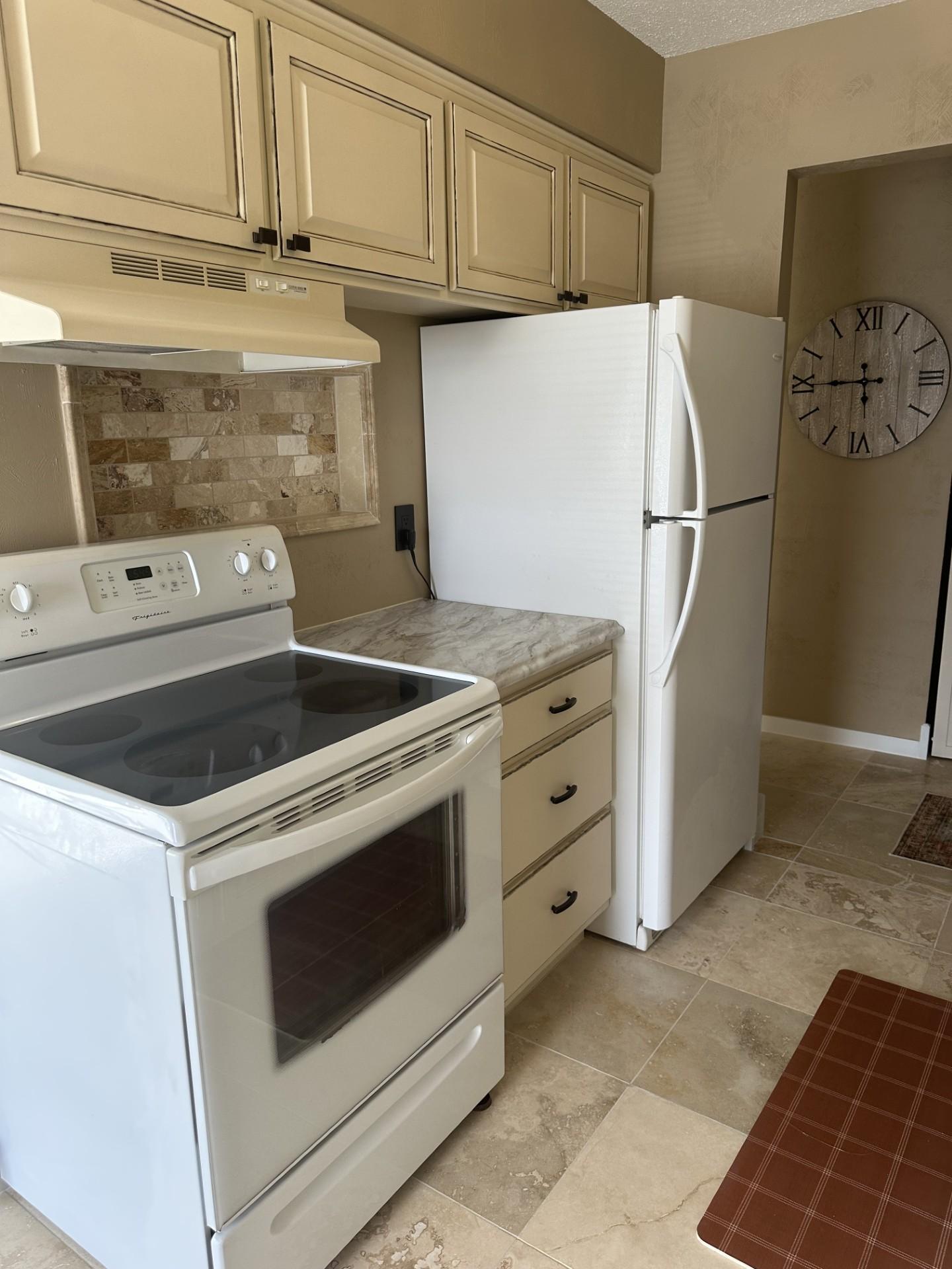 909 11th Avenue S Unit: 8