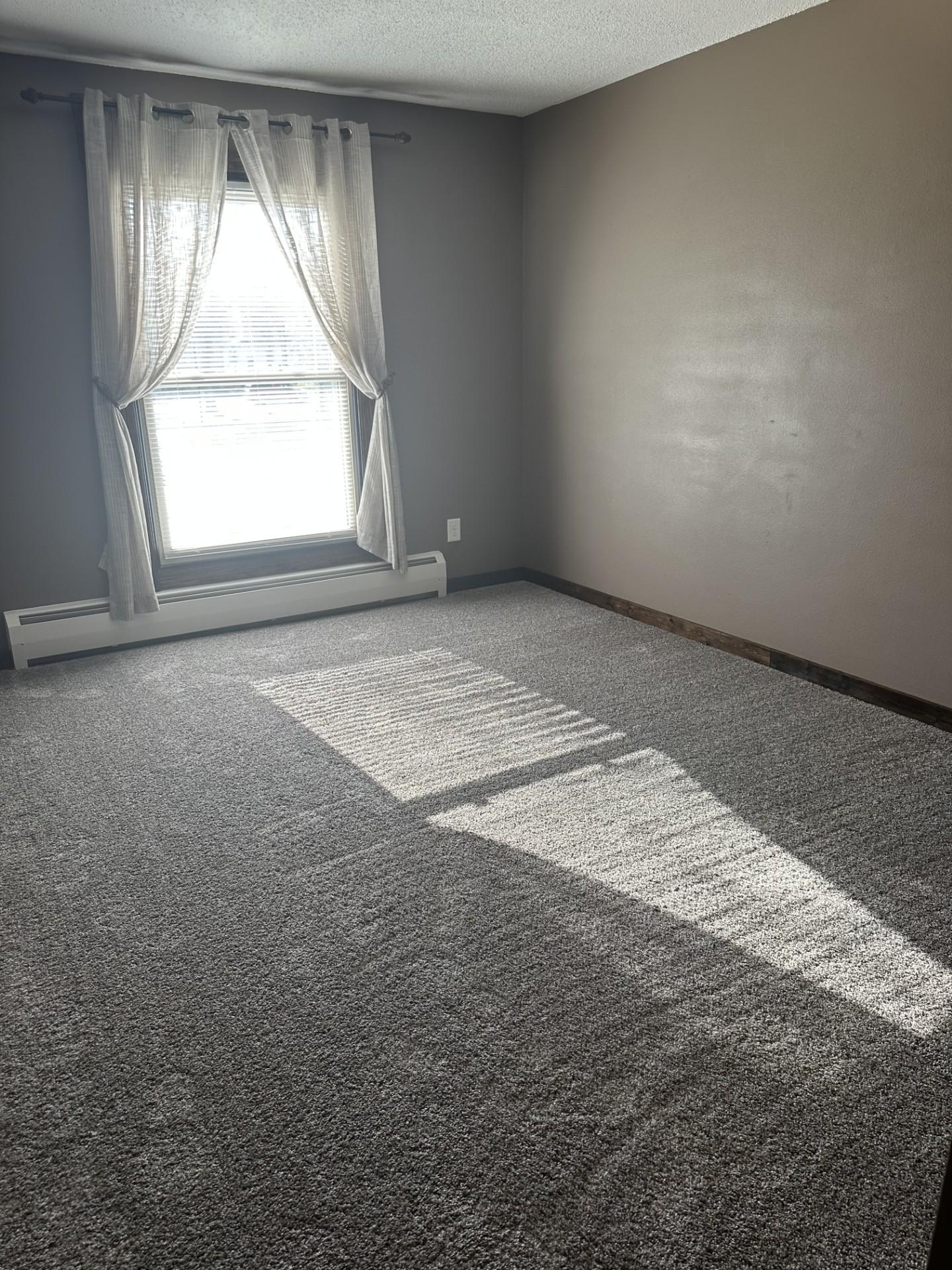 909 11th Avenue S Unit: 8