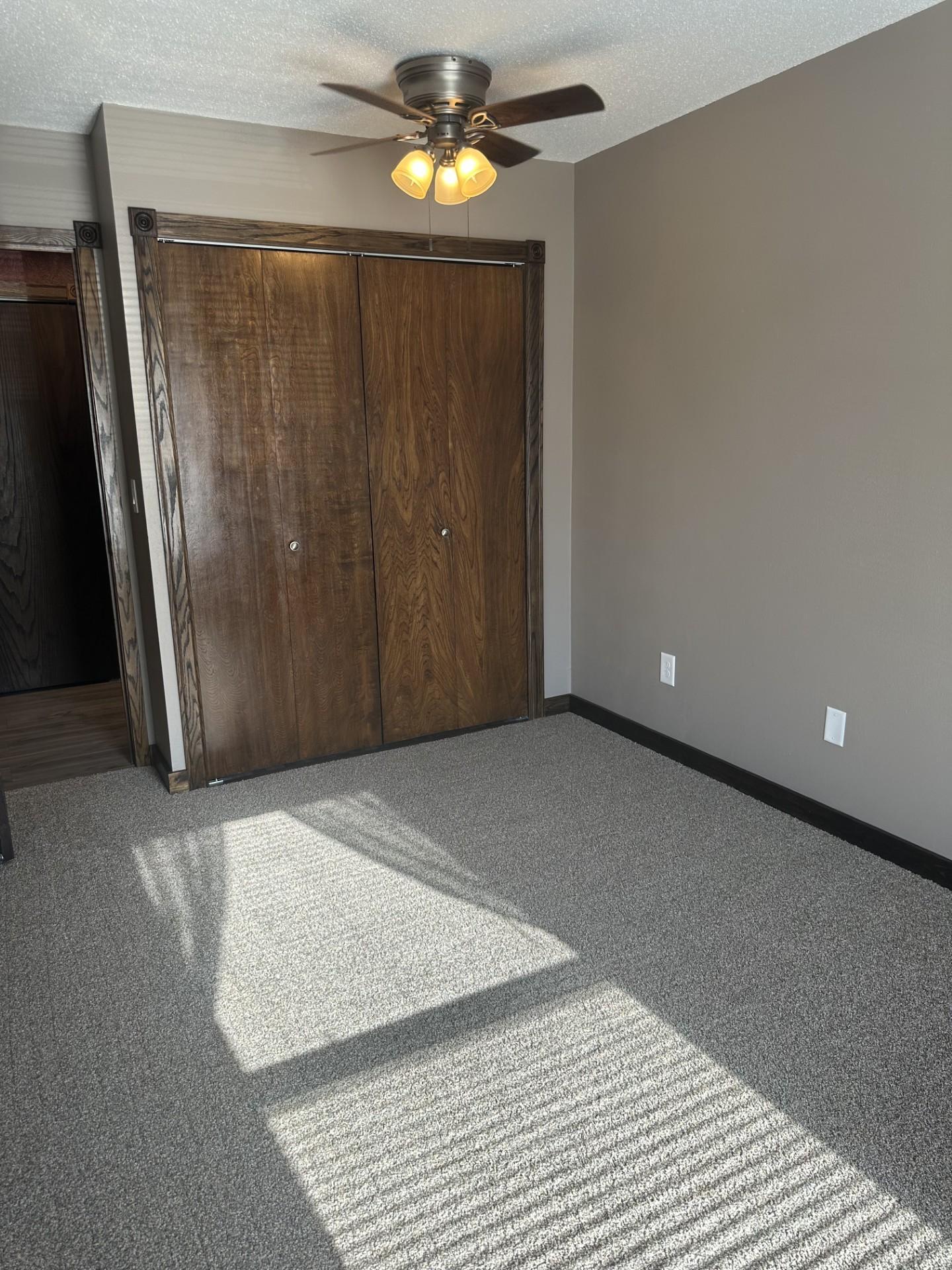 909 11th Avenue S Unit: 8