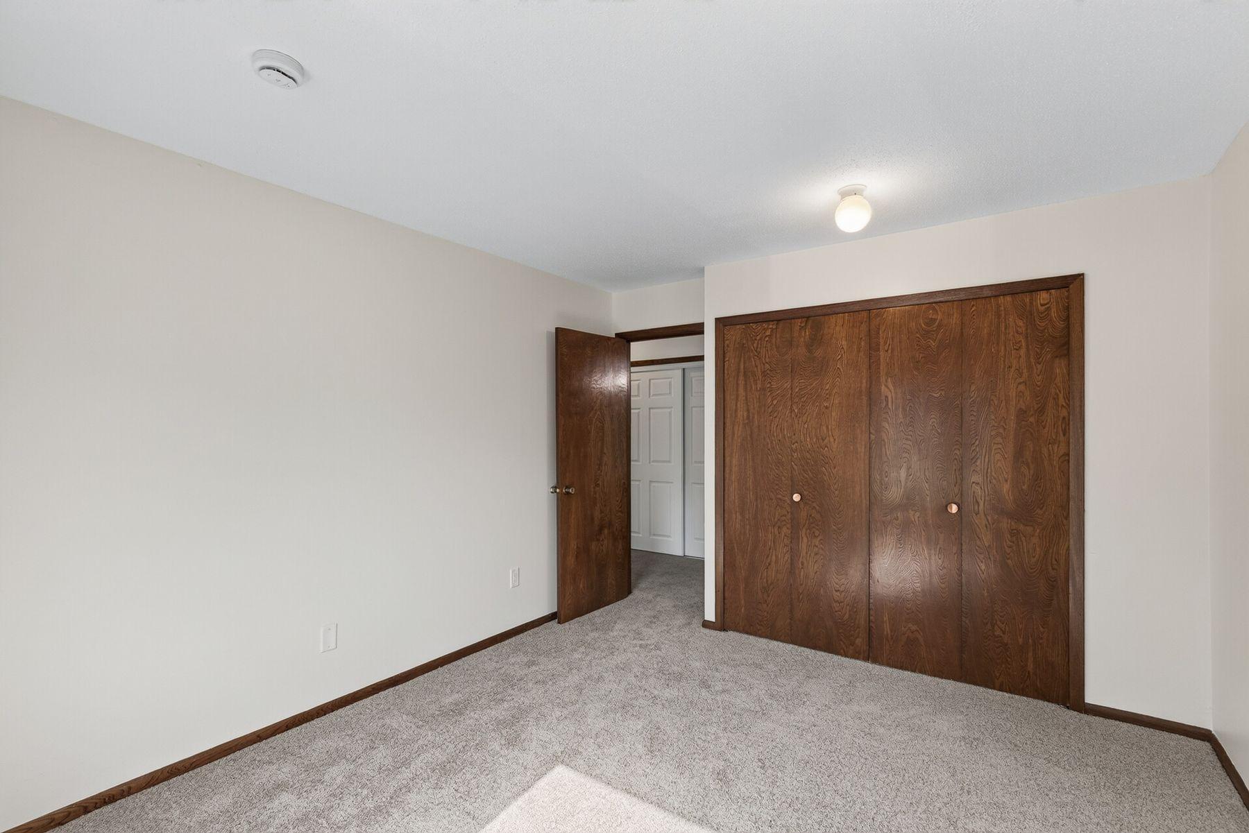 921 11th Avenue S Unit: 5