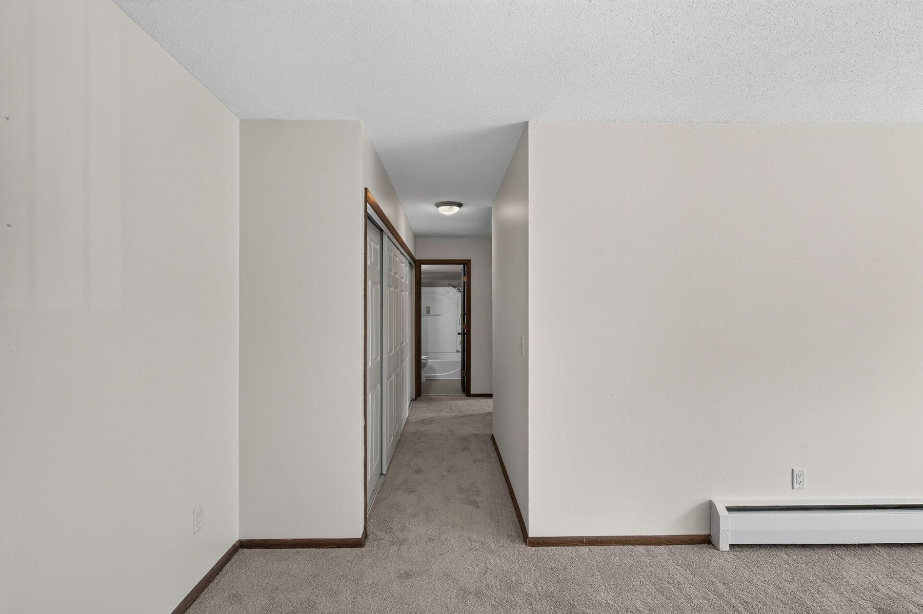 921 11th Avenue S Unit: 5