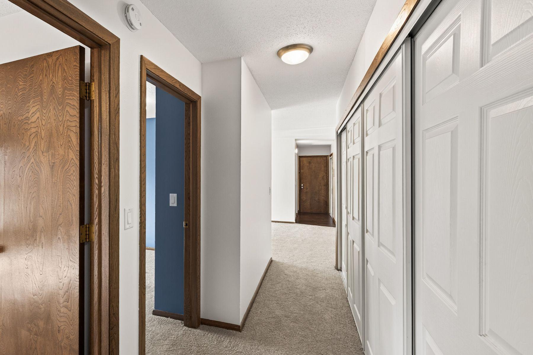 921 11th Avenue S Unit: 5