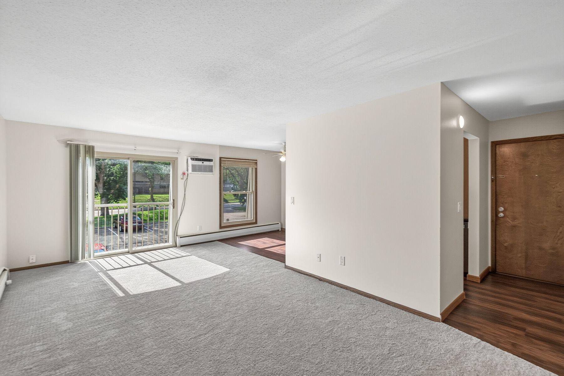 921 11th Avenue S Unit: 5