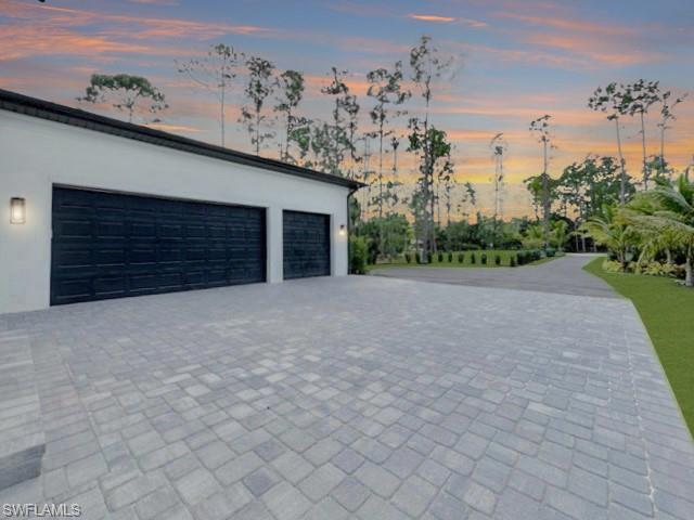 5051 Coral Wood DR