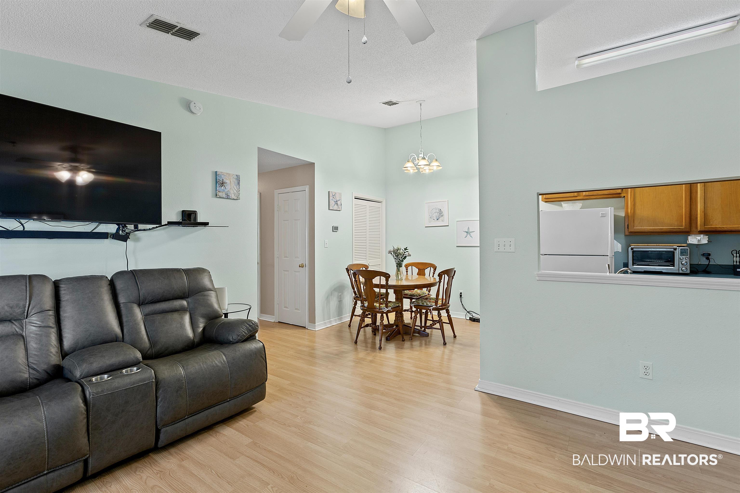2200 W 2nd Street 302D