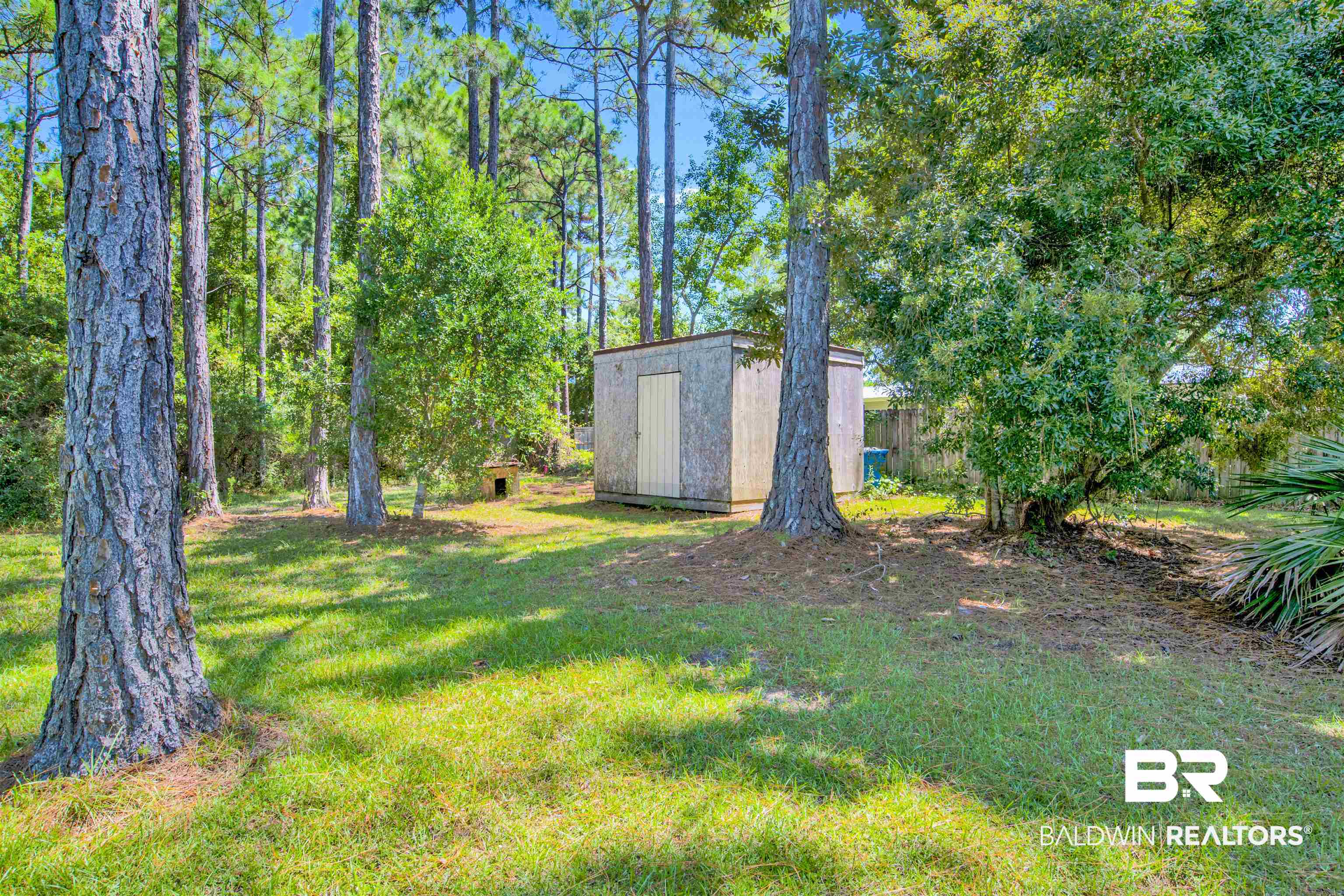 24512 Wood Glen Drive