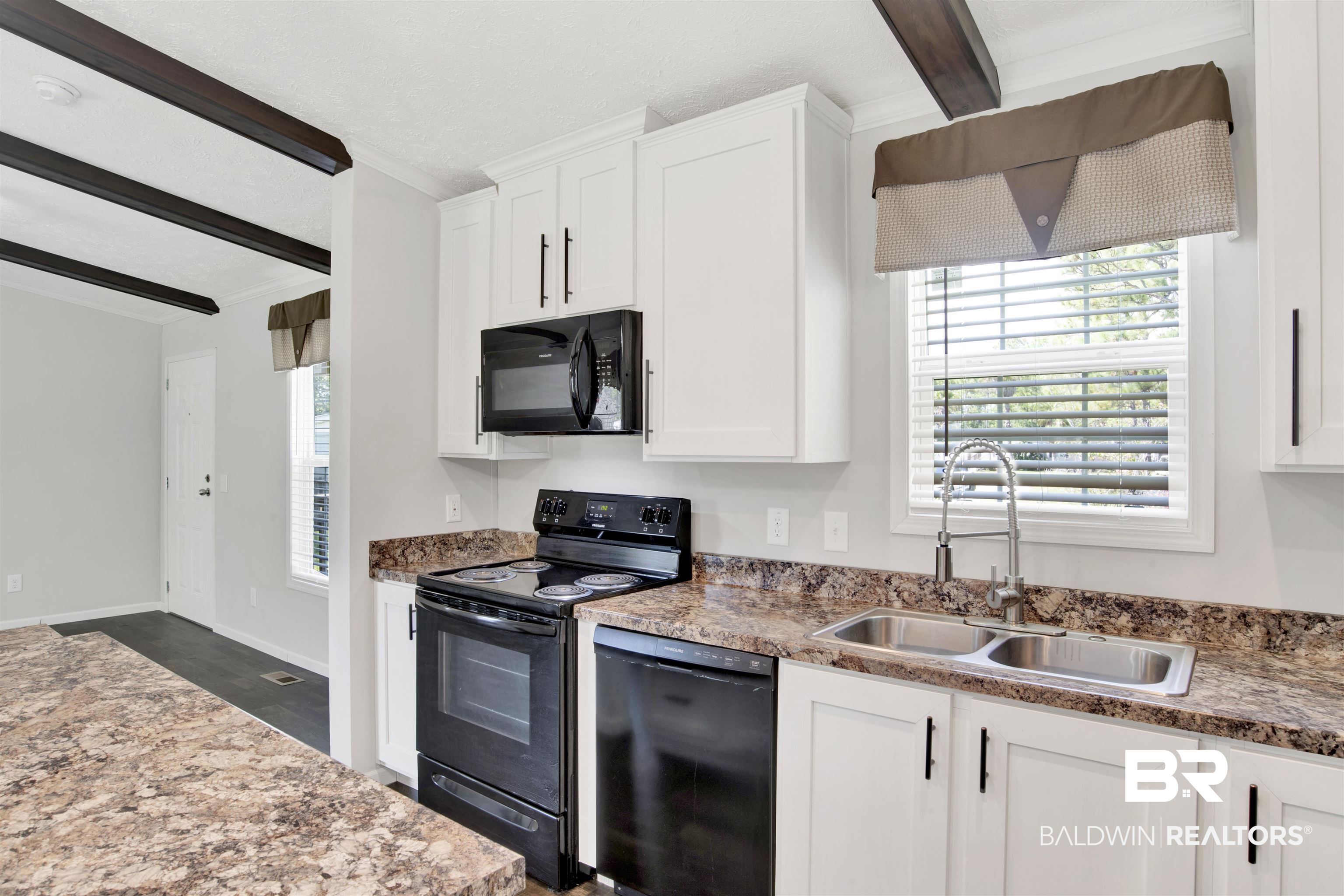 24512 Wood Glen Drive
