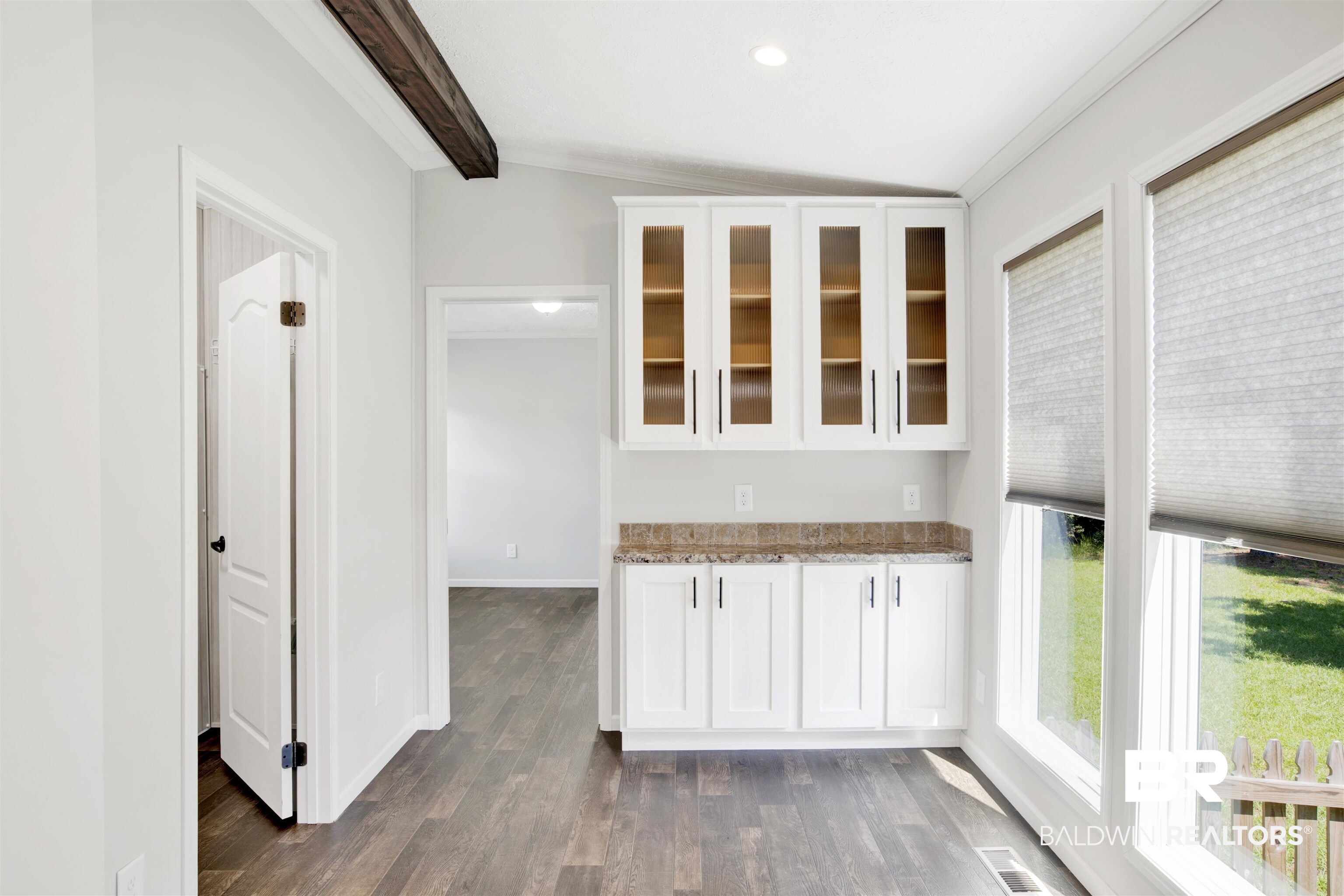 24512 Wood Glen Drive