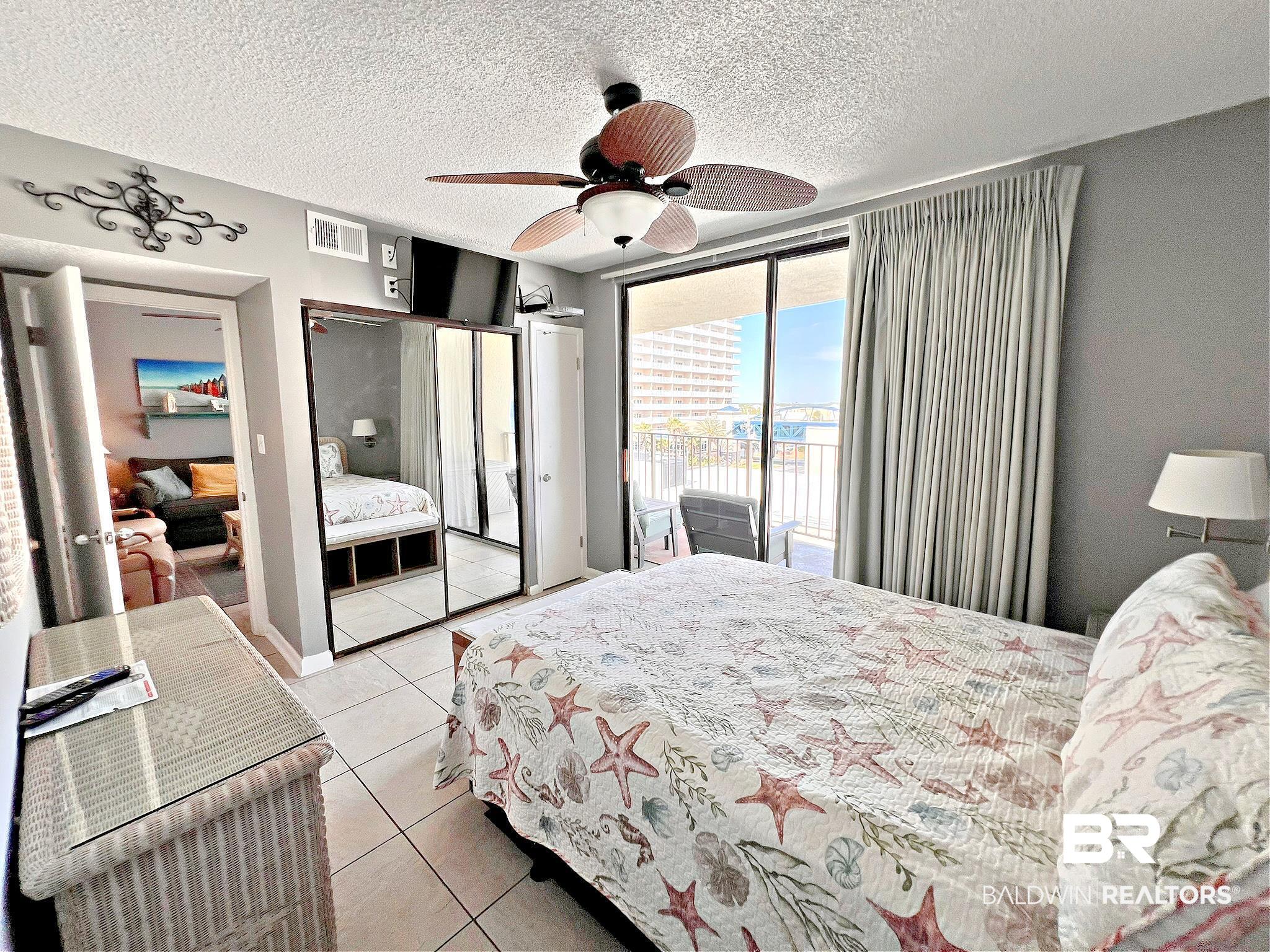 1027 W Beach Boulevard 412