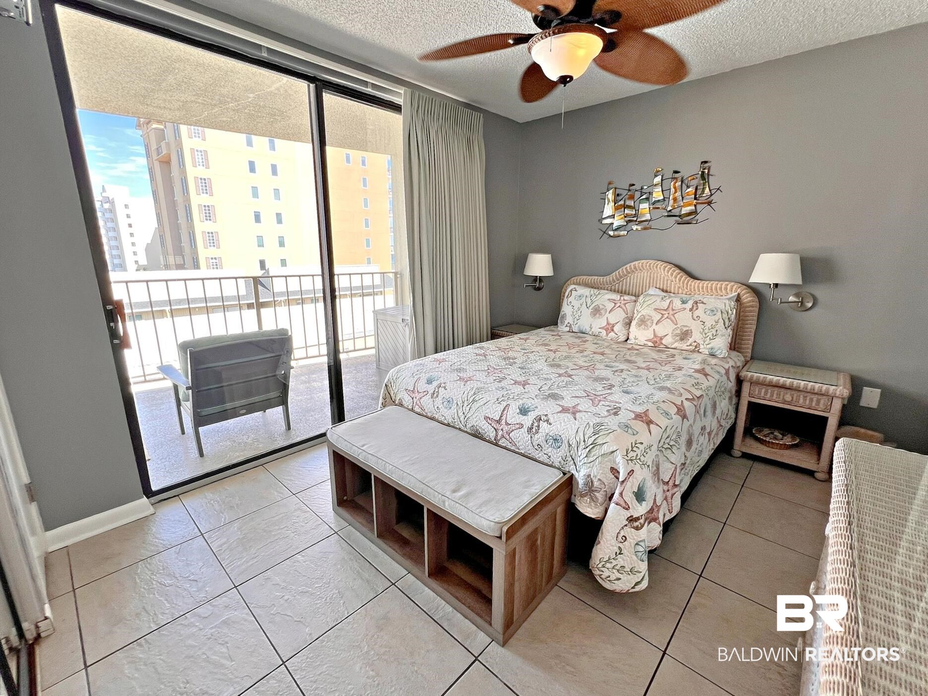 1027 W Beach Boulevard 412