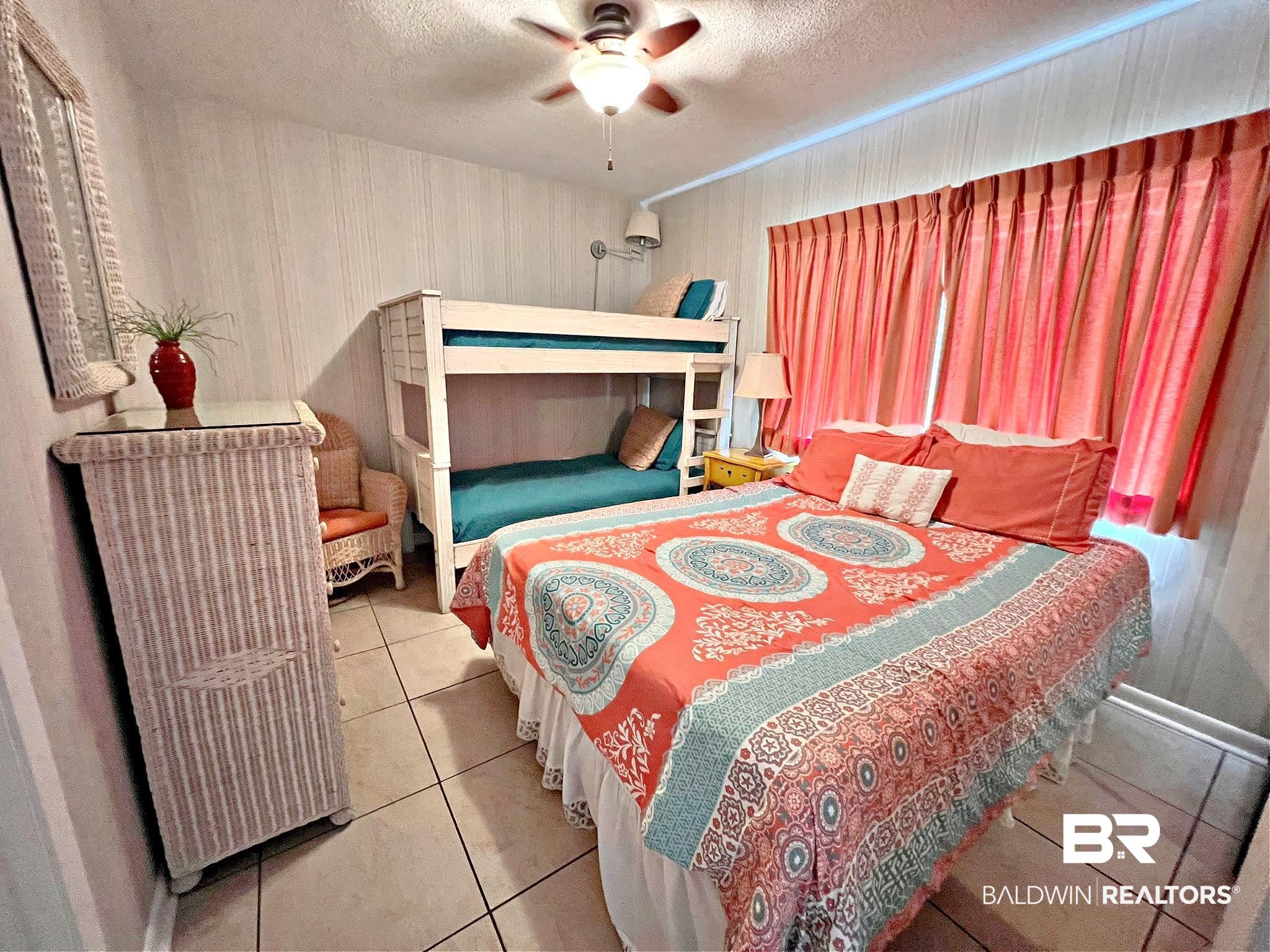1027 W Beach Boulevard 412