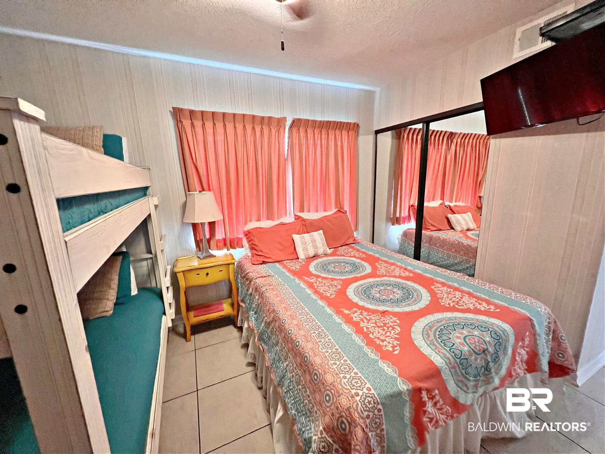 1027 W Beach Boulevard 412