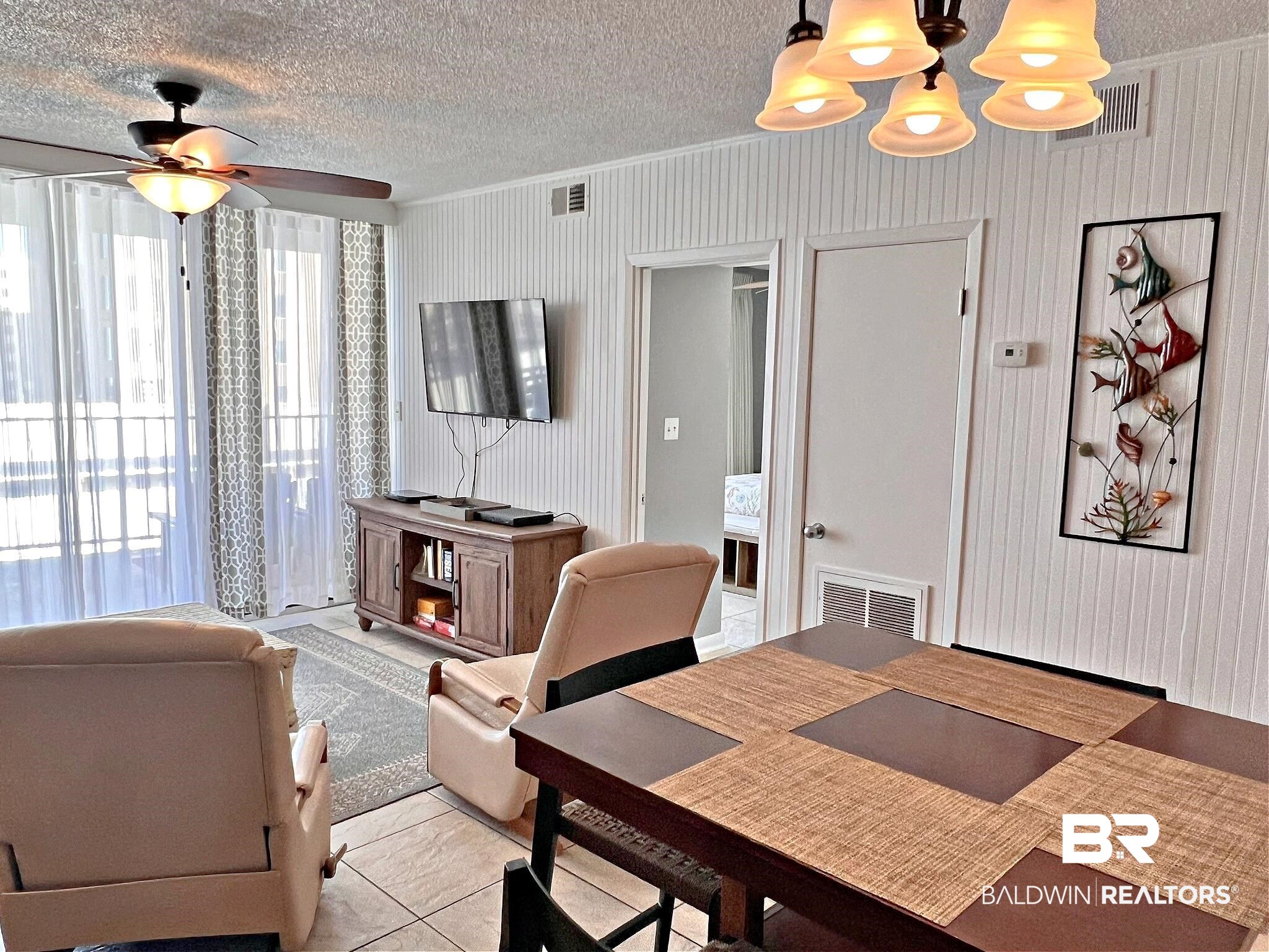 1027 W Beach Boulevard 412