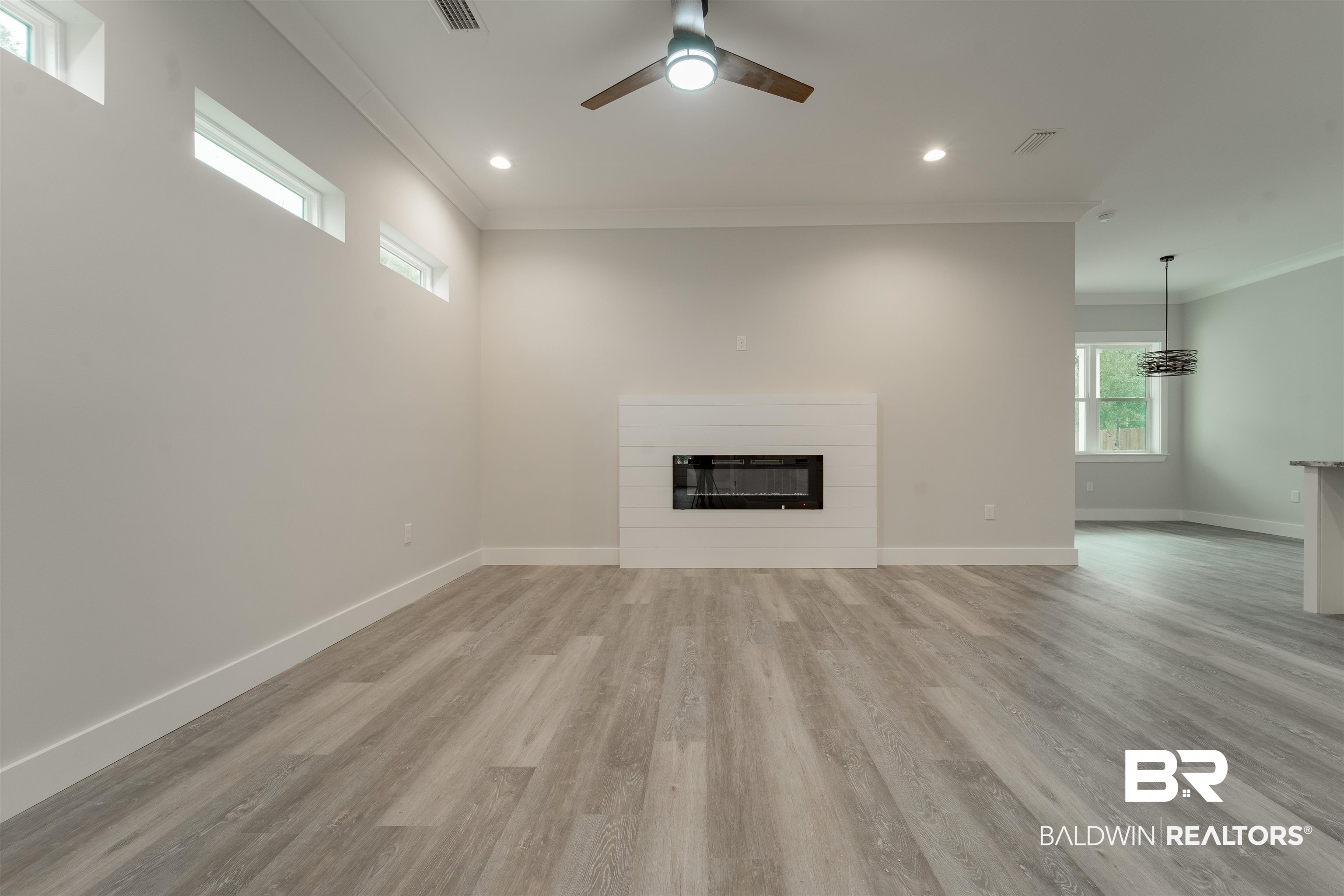 7120 Lake View Drive