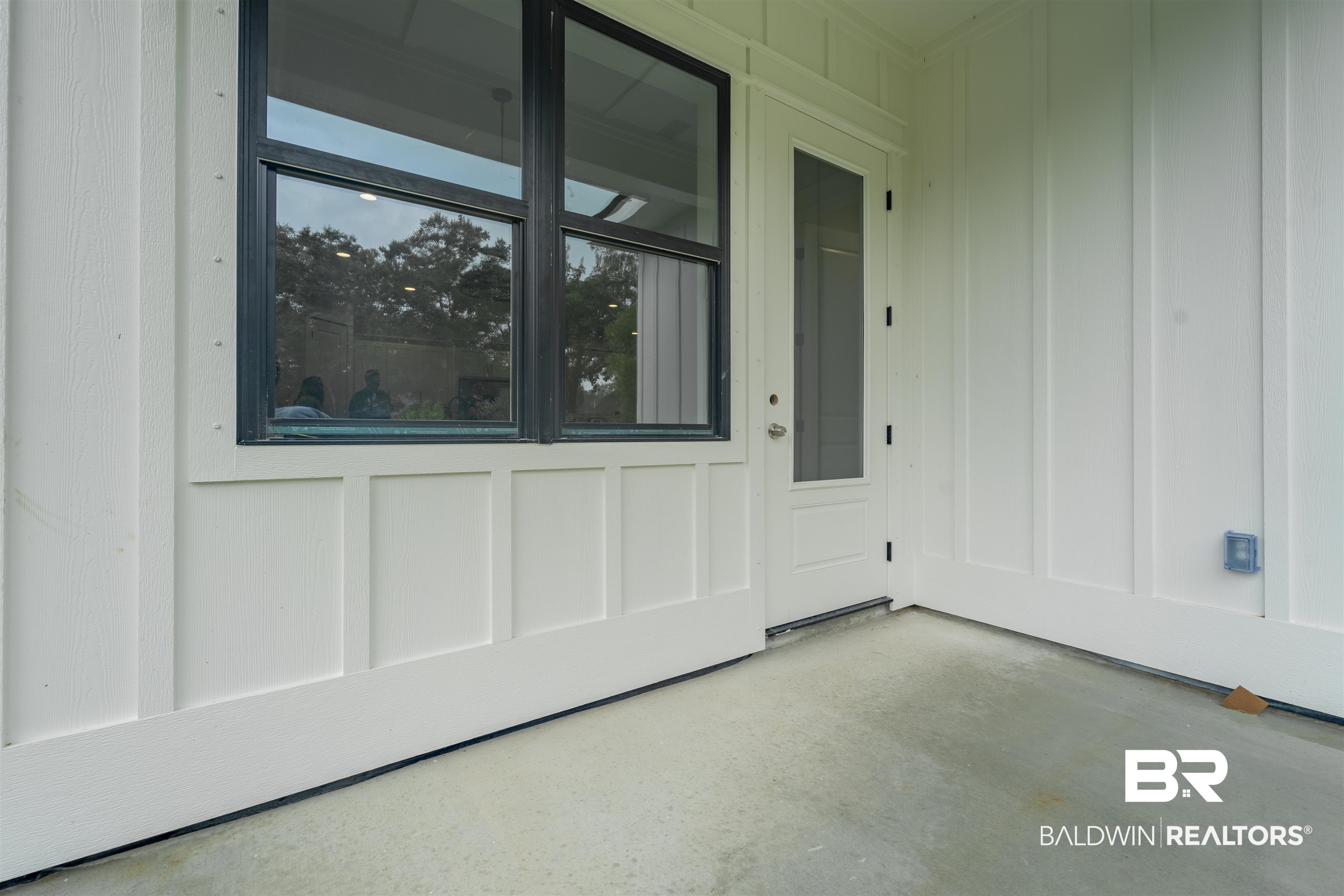 7120 Lake View Drive