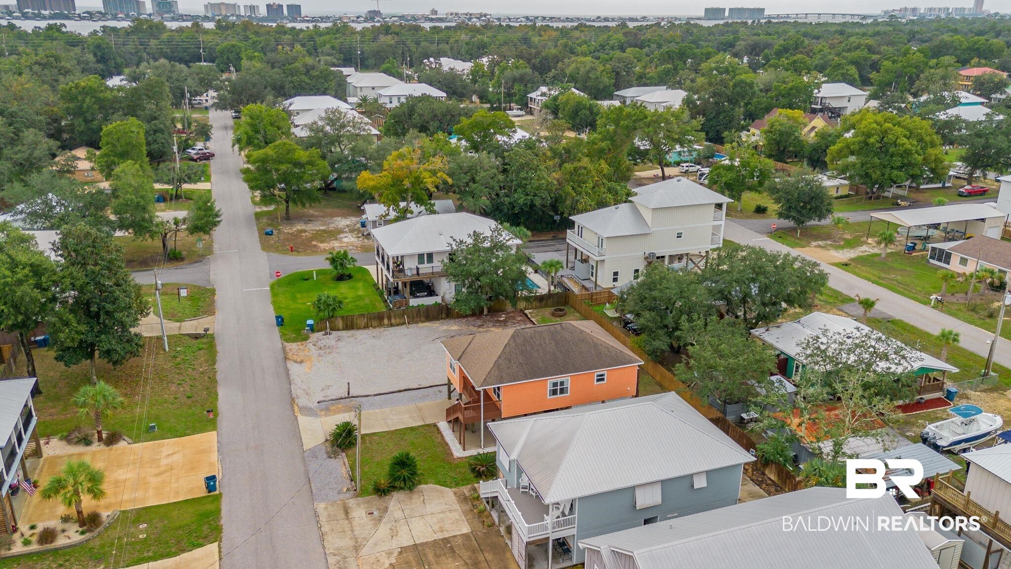 5473 Pensacola Avenue