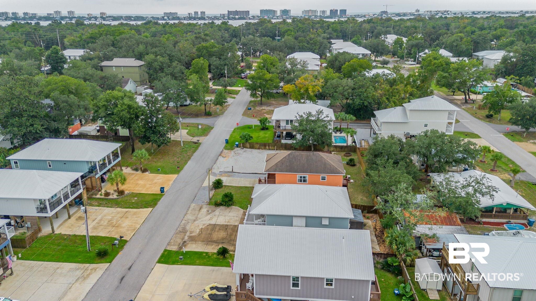 5473 Pensacola Avenue