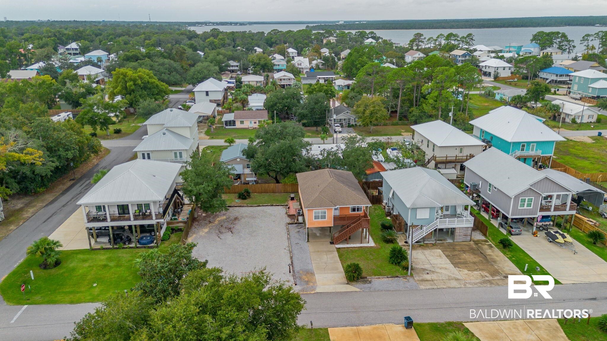 5473 Pensacola Avenue