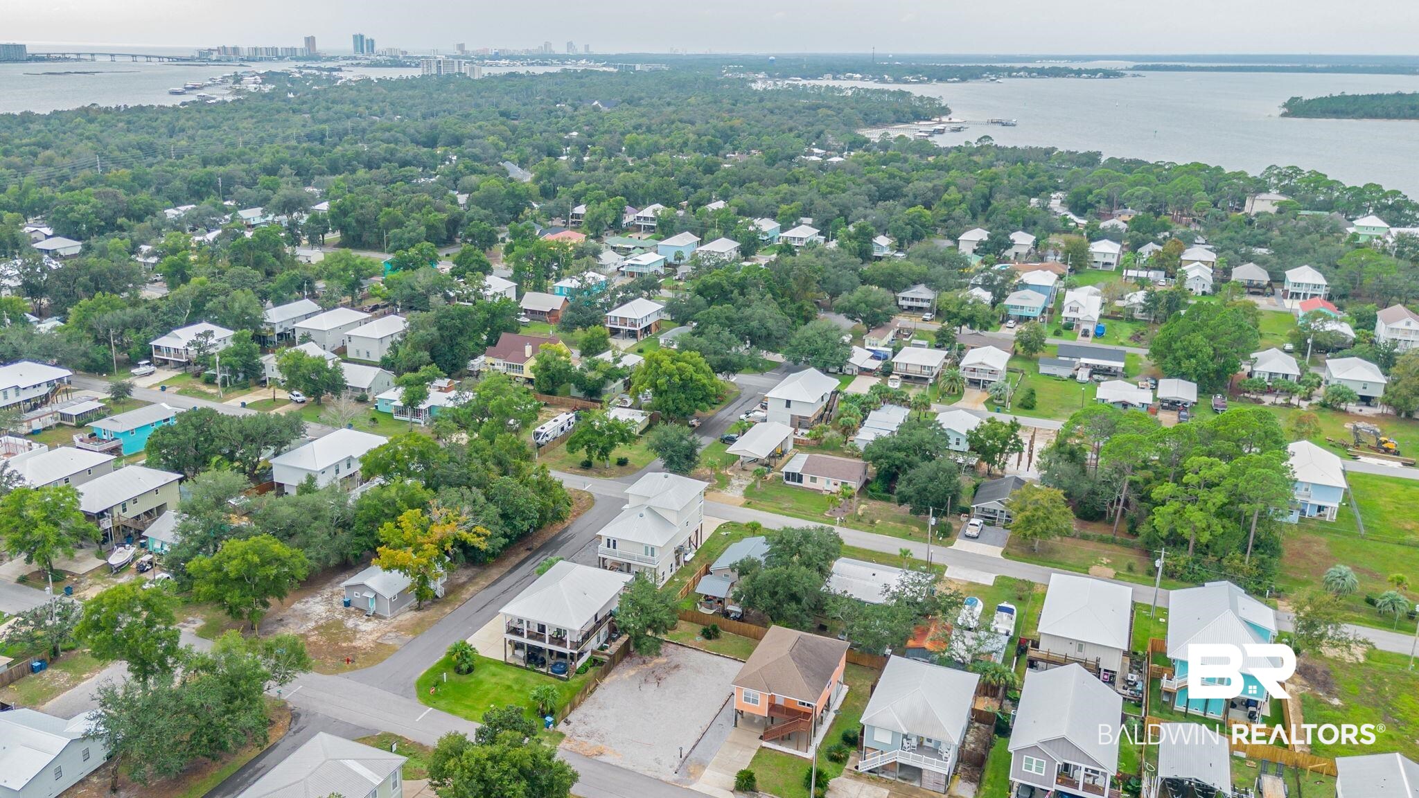 5473 Pensacola Avenue