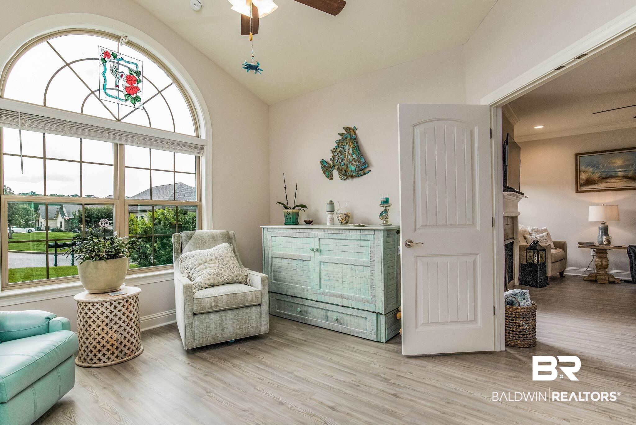 303 Holmes Avenue 303