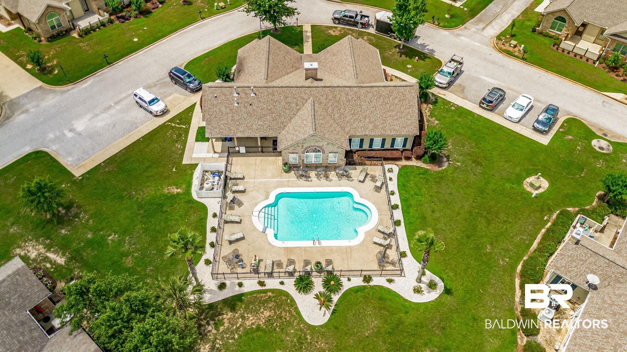 303 Holmes Avenue 303