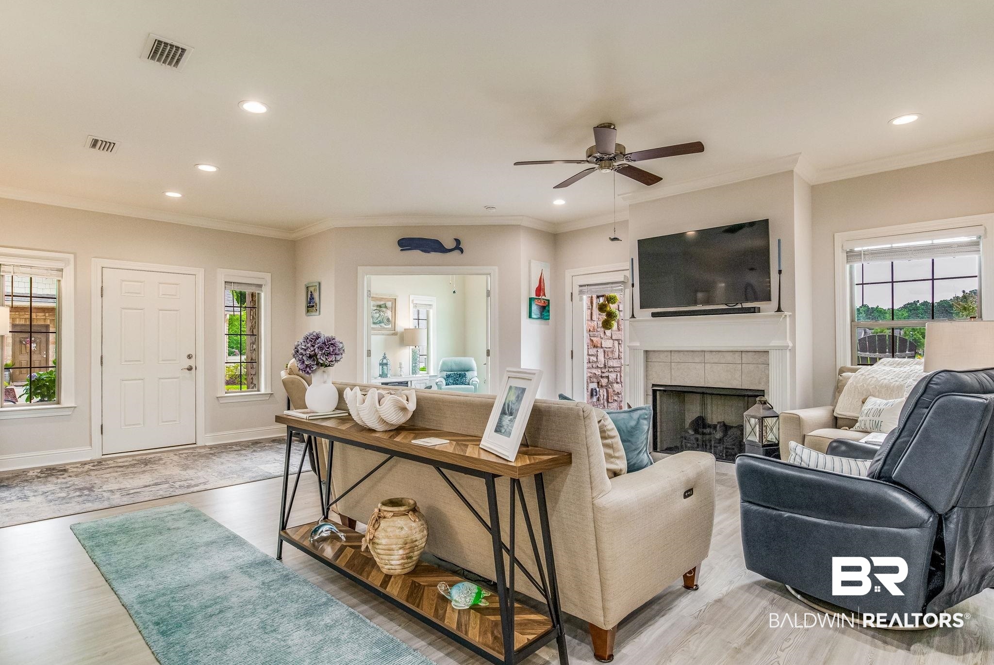 303 Holmes Avenue 303