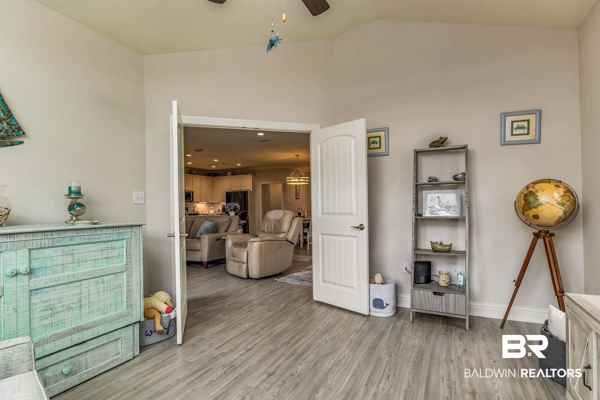 303 Holmes Avenue 303