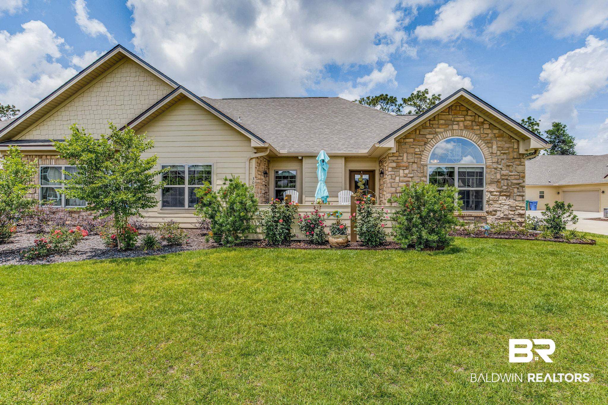 303 Holmes Avenue 303