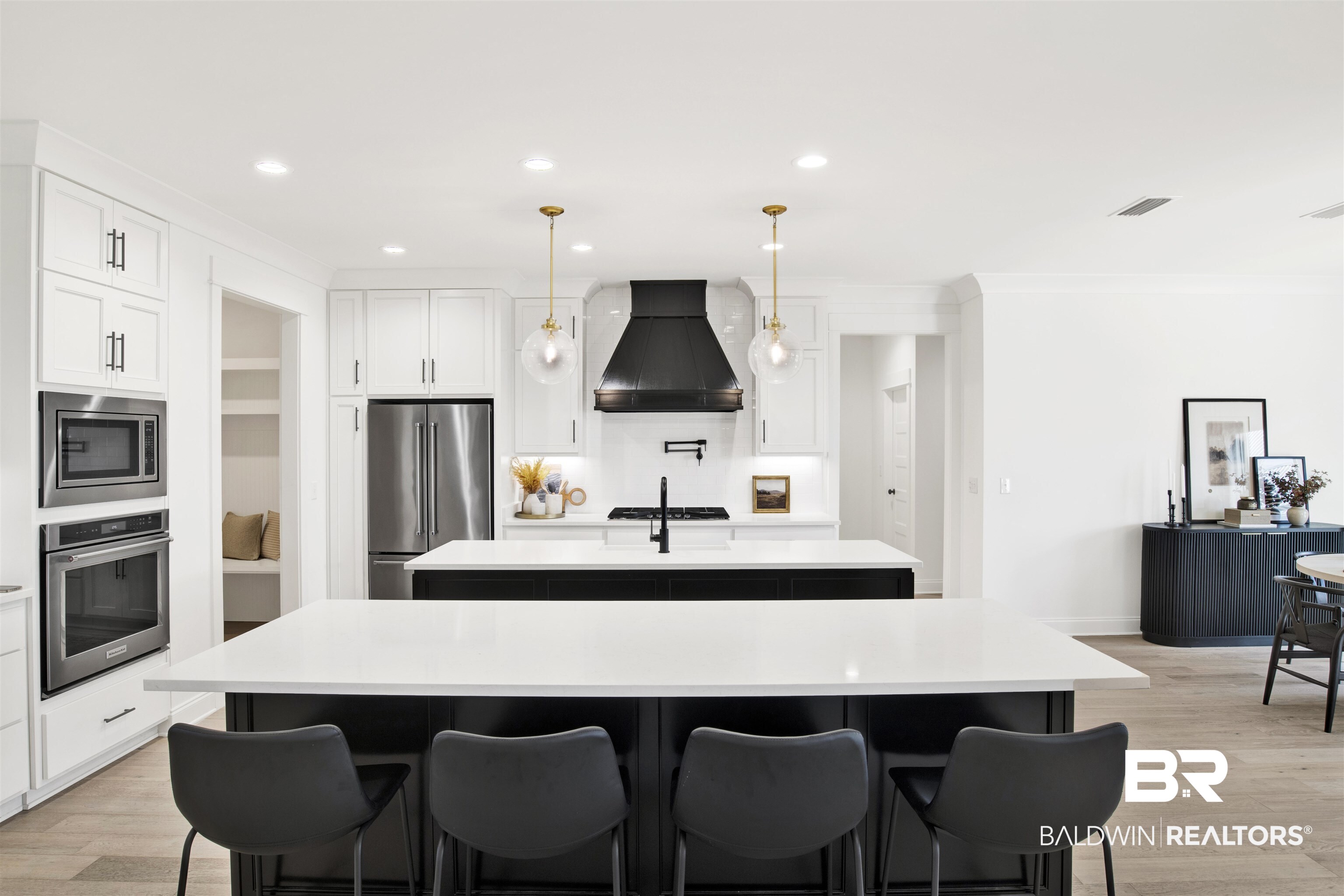 4610 Surrey Lane