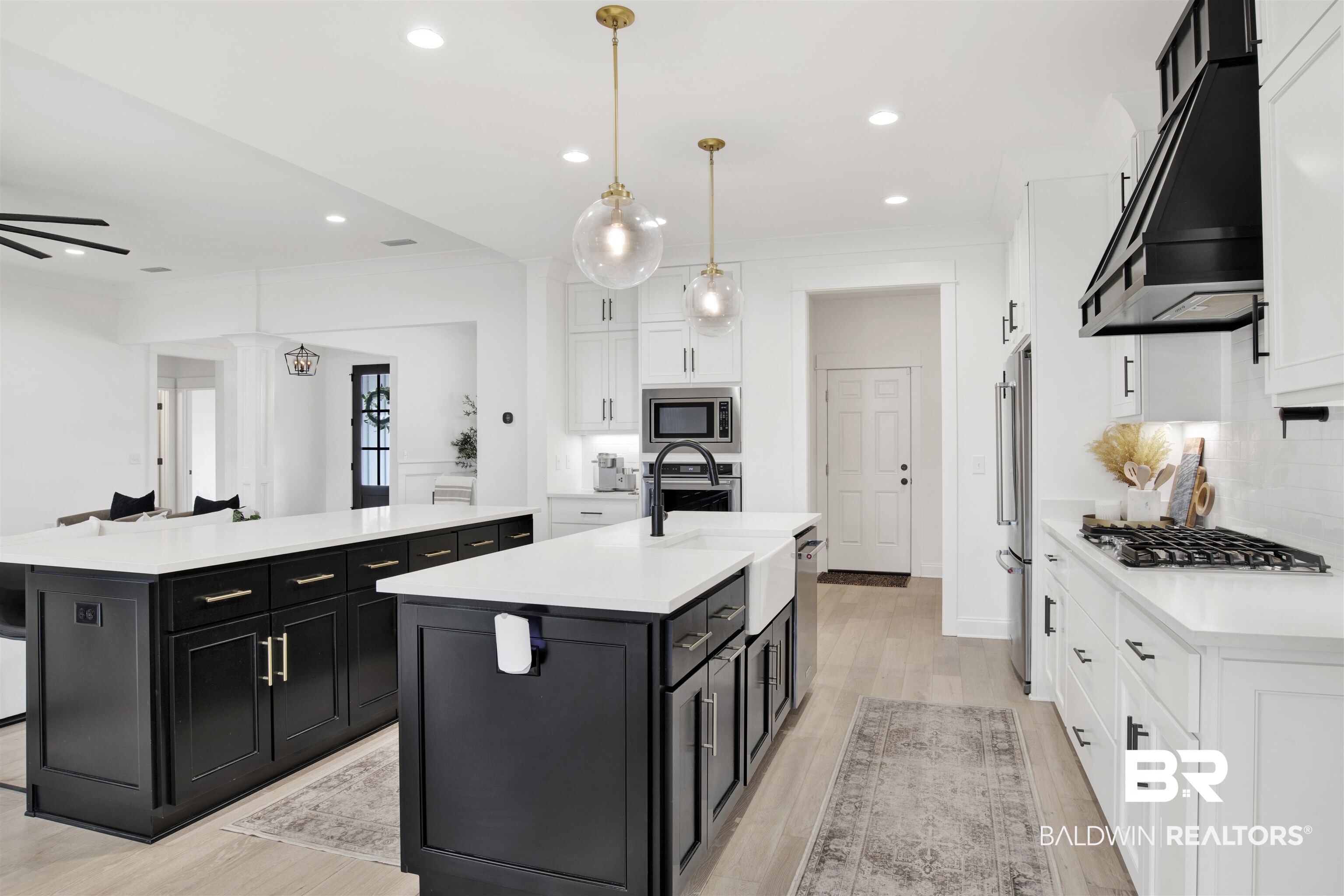 4610 Surrey Lane
