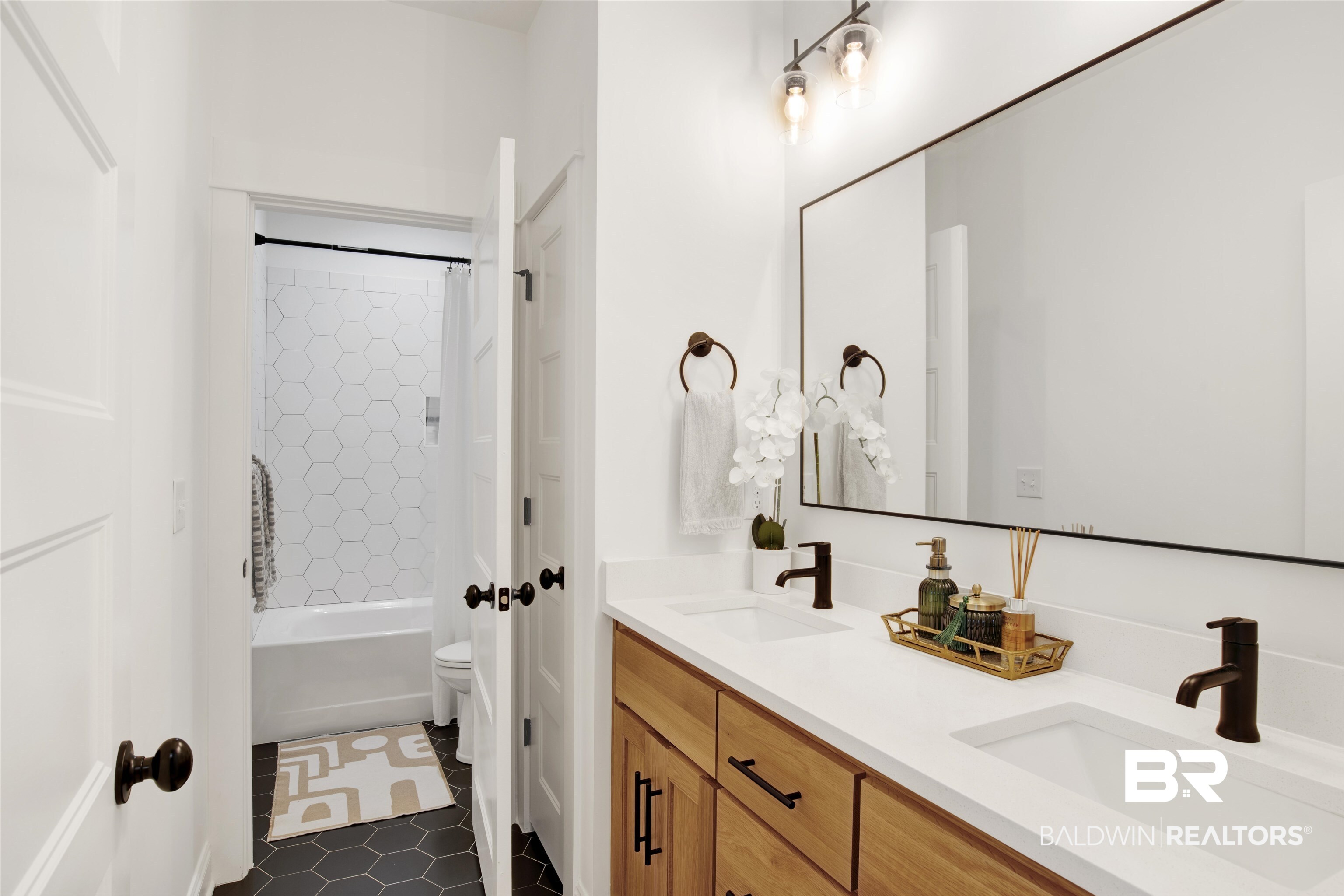 4610 Surrey Lane