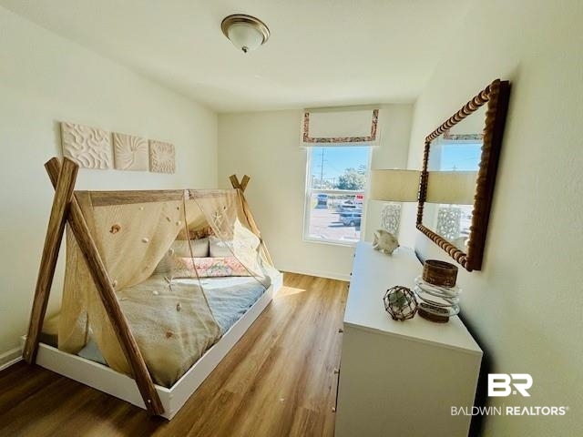 4009 Blue Water Drive