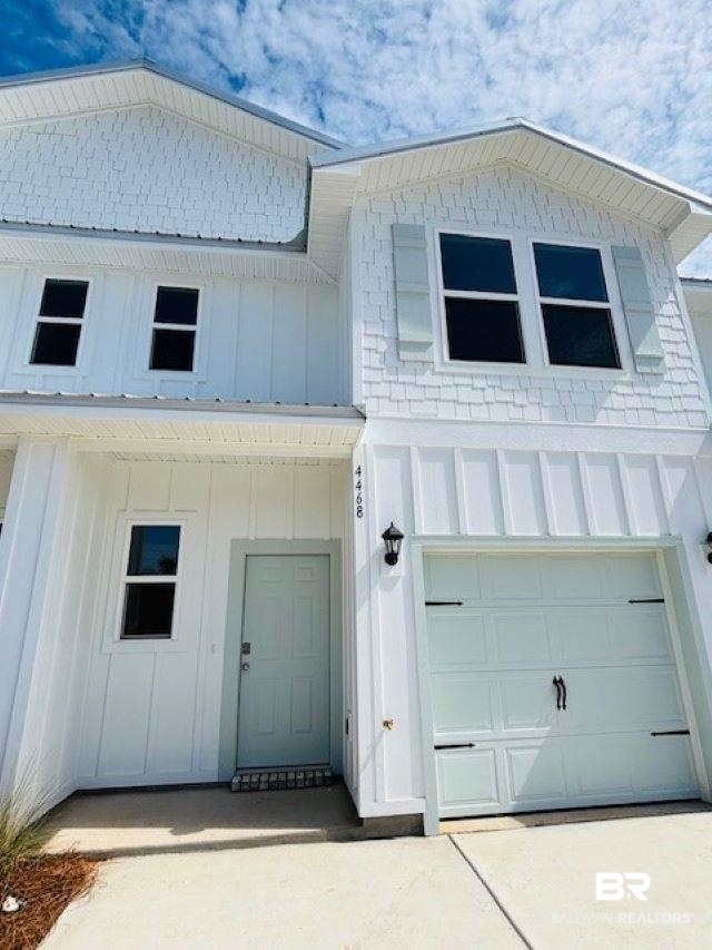 4009 Blue Water Drive