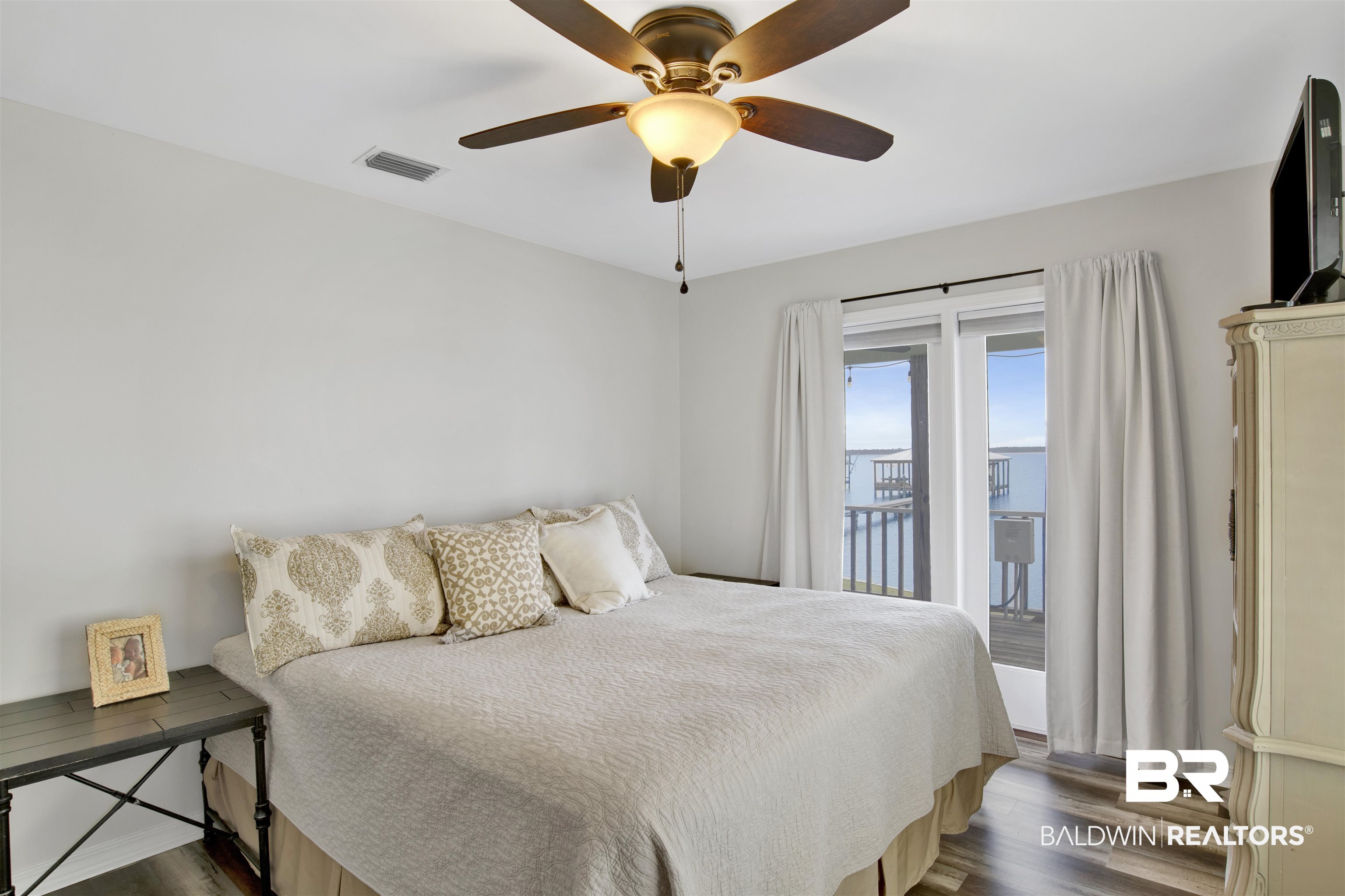 7685 Bay Shore Drive
