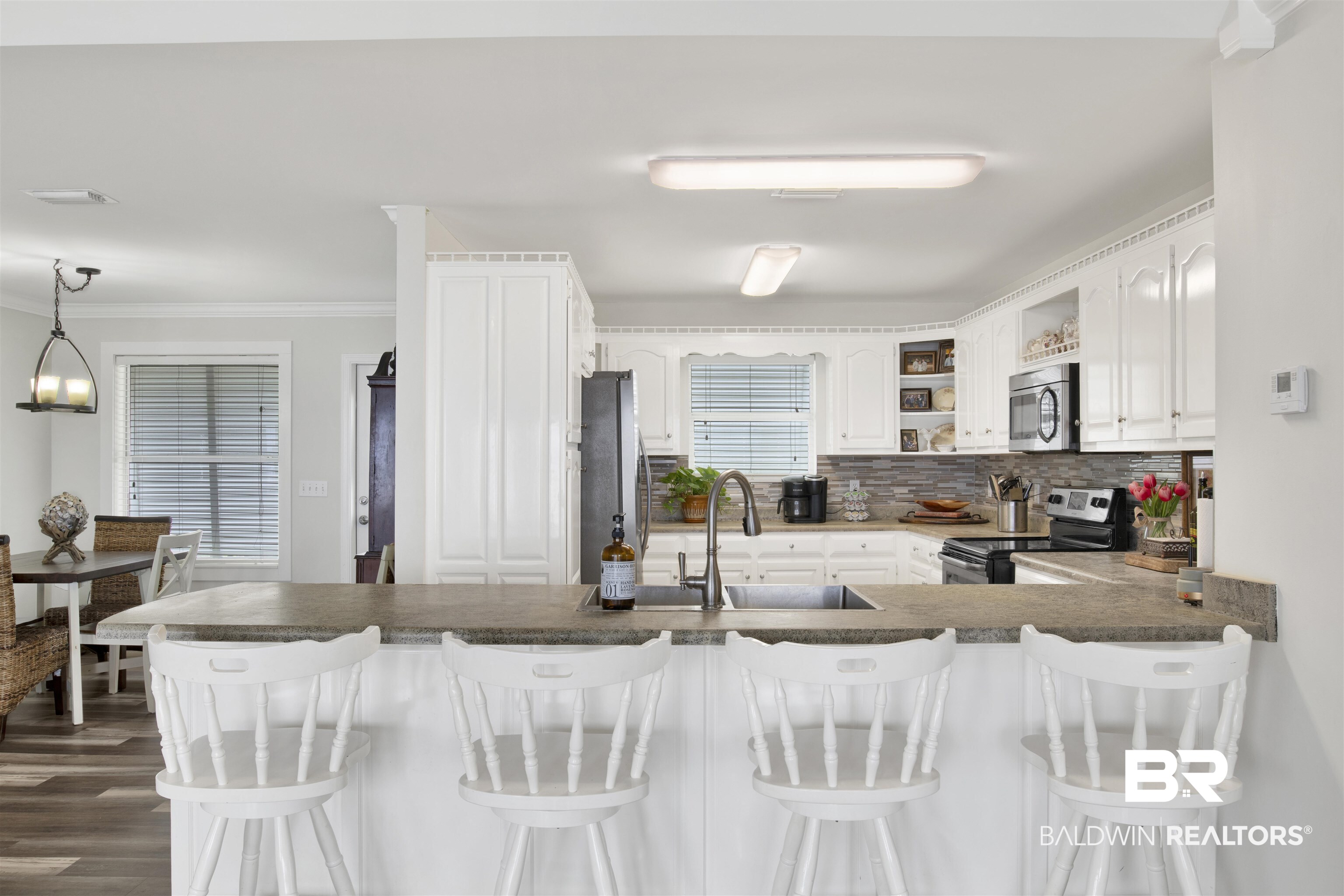 7685 Bay Shore Drive