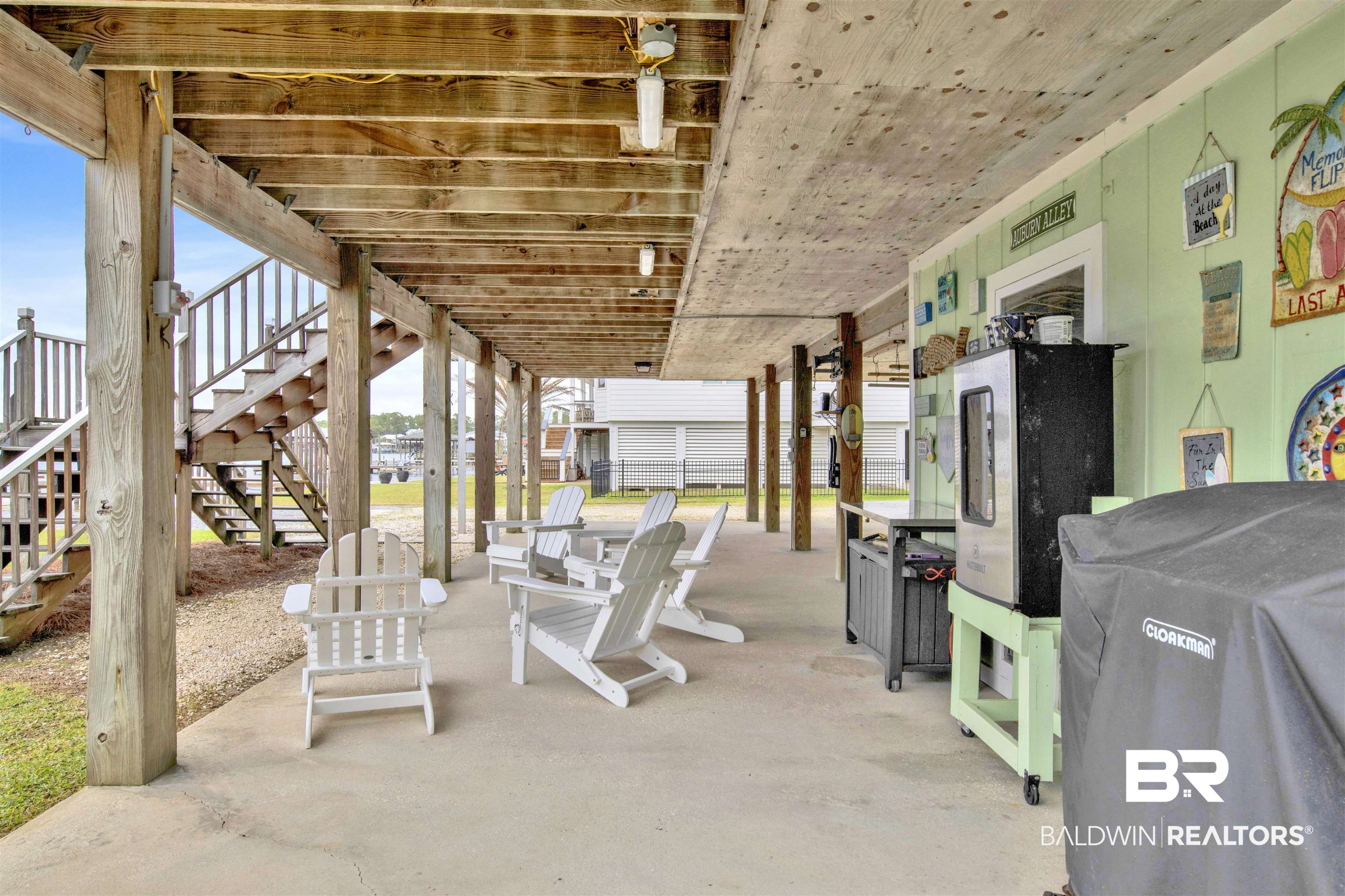 7685 Bay Shore Drive