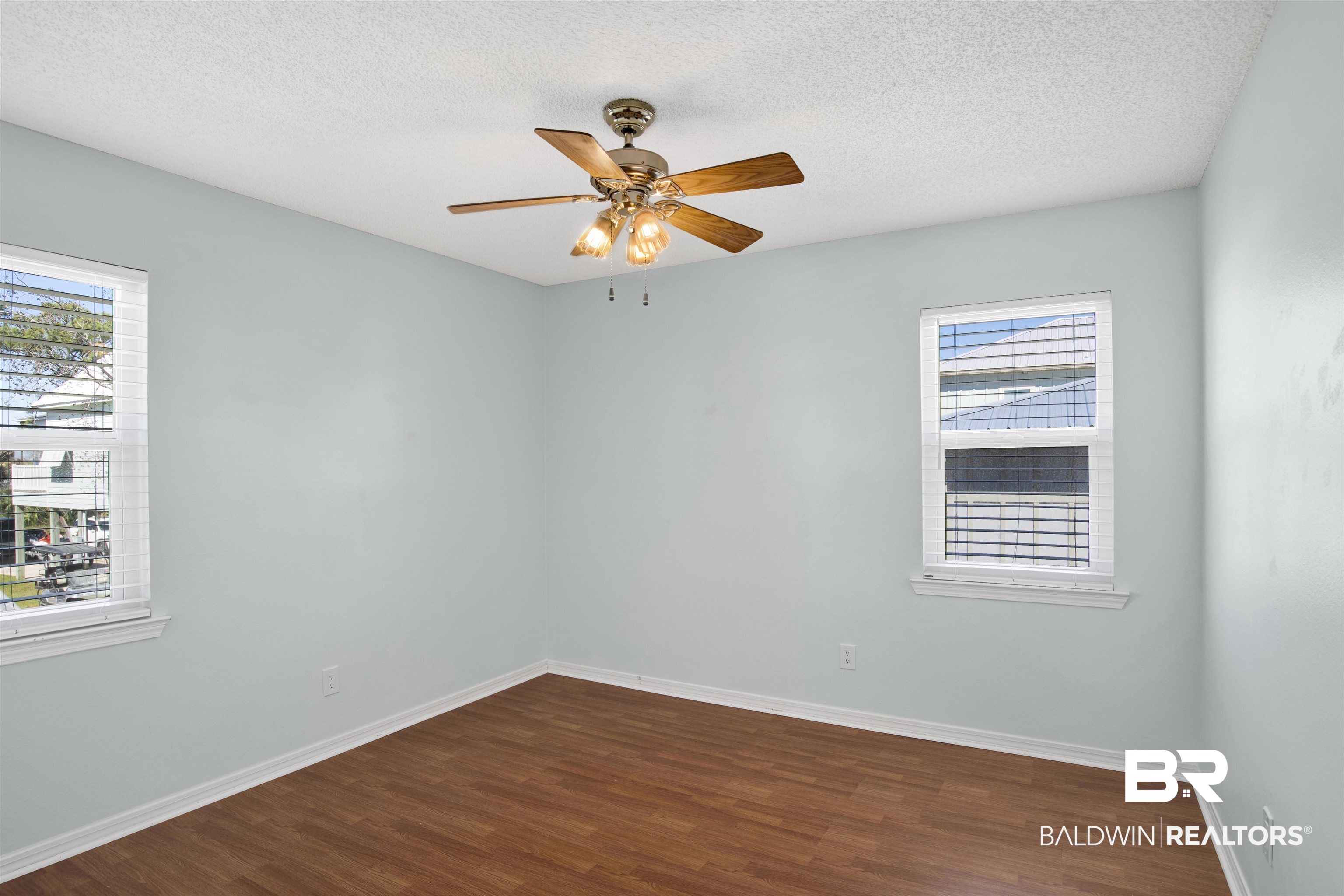 5691 Pensacola Avenue