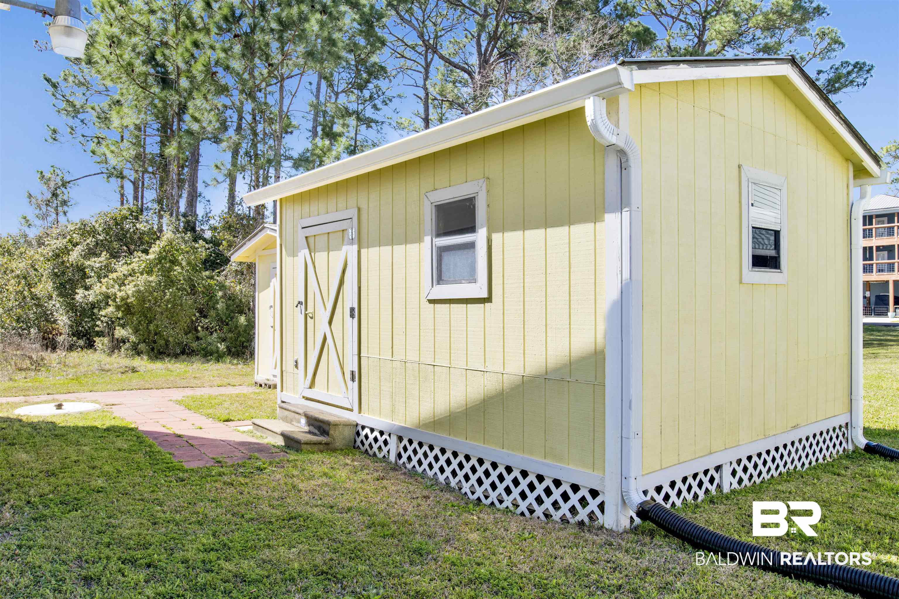 5691 Pensacola Avenue