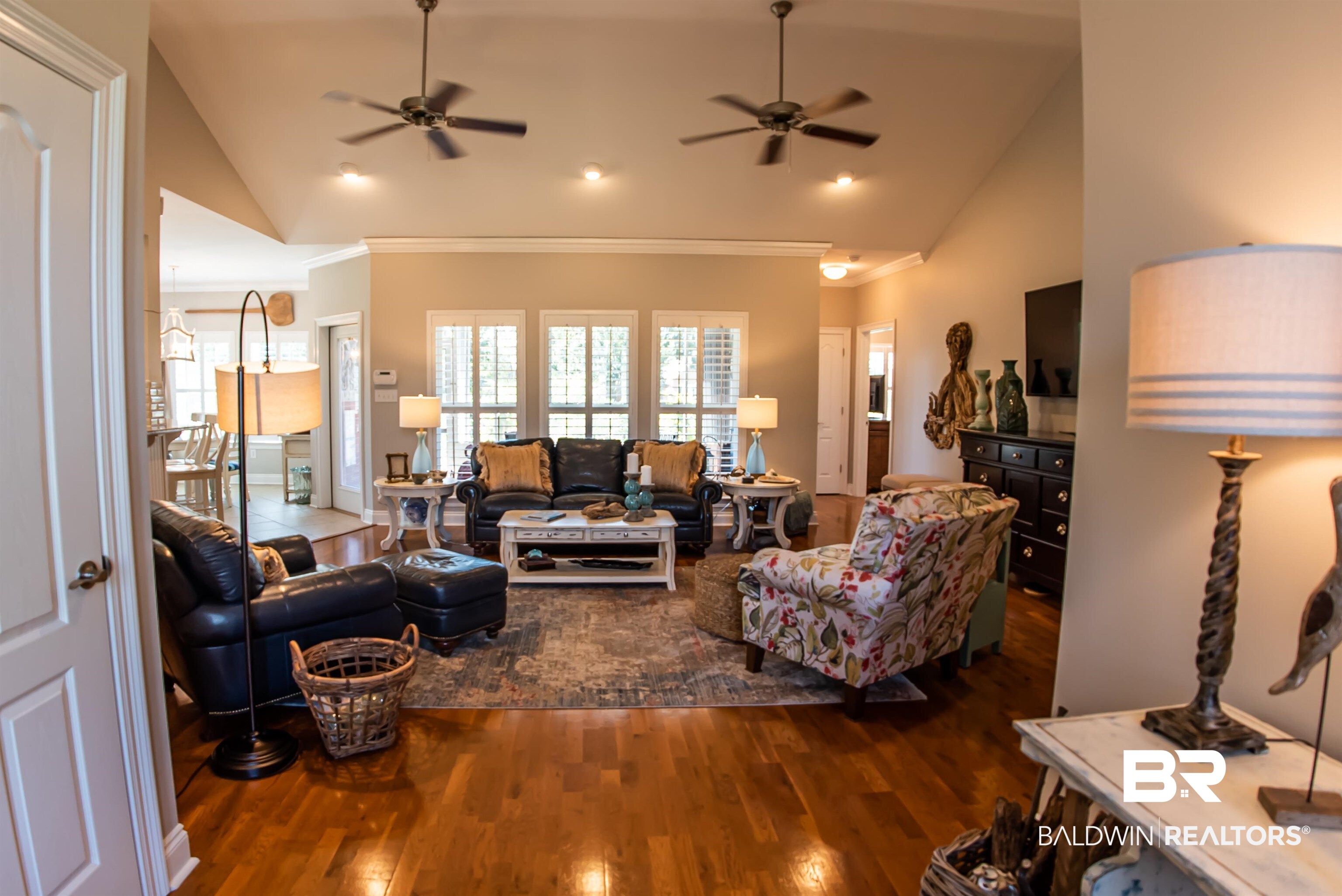 9055 Caddie Circle