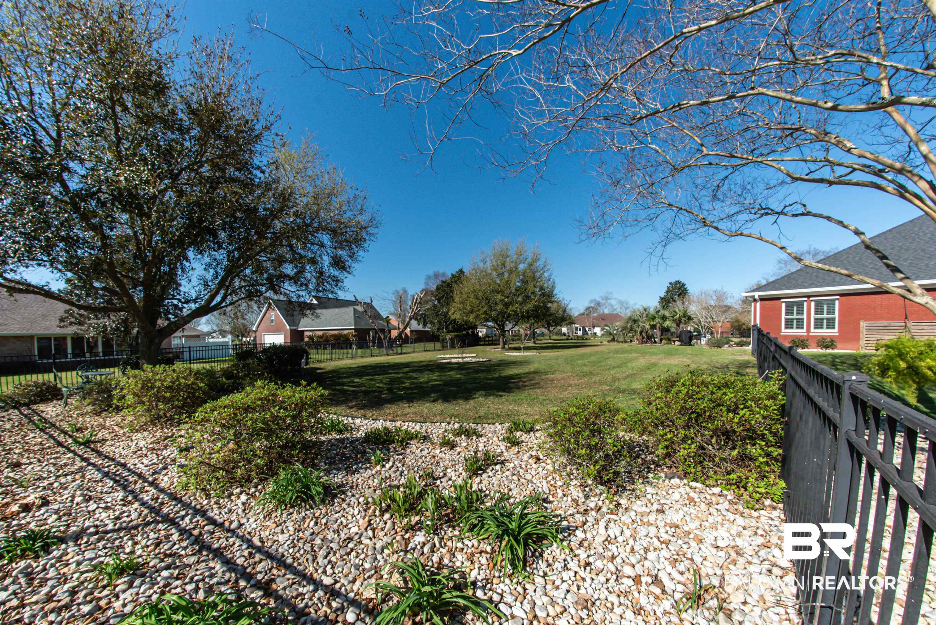 9055 Caddie Circle