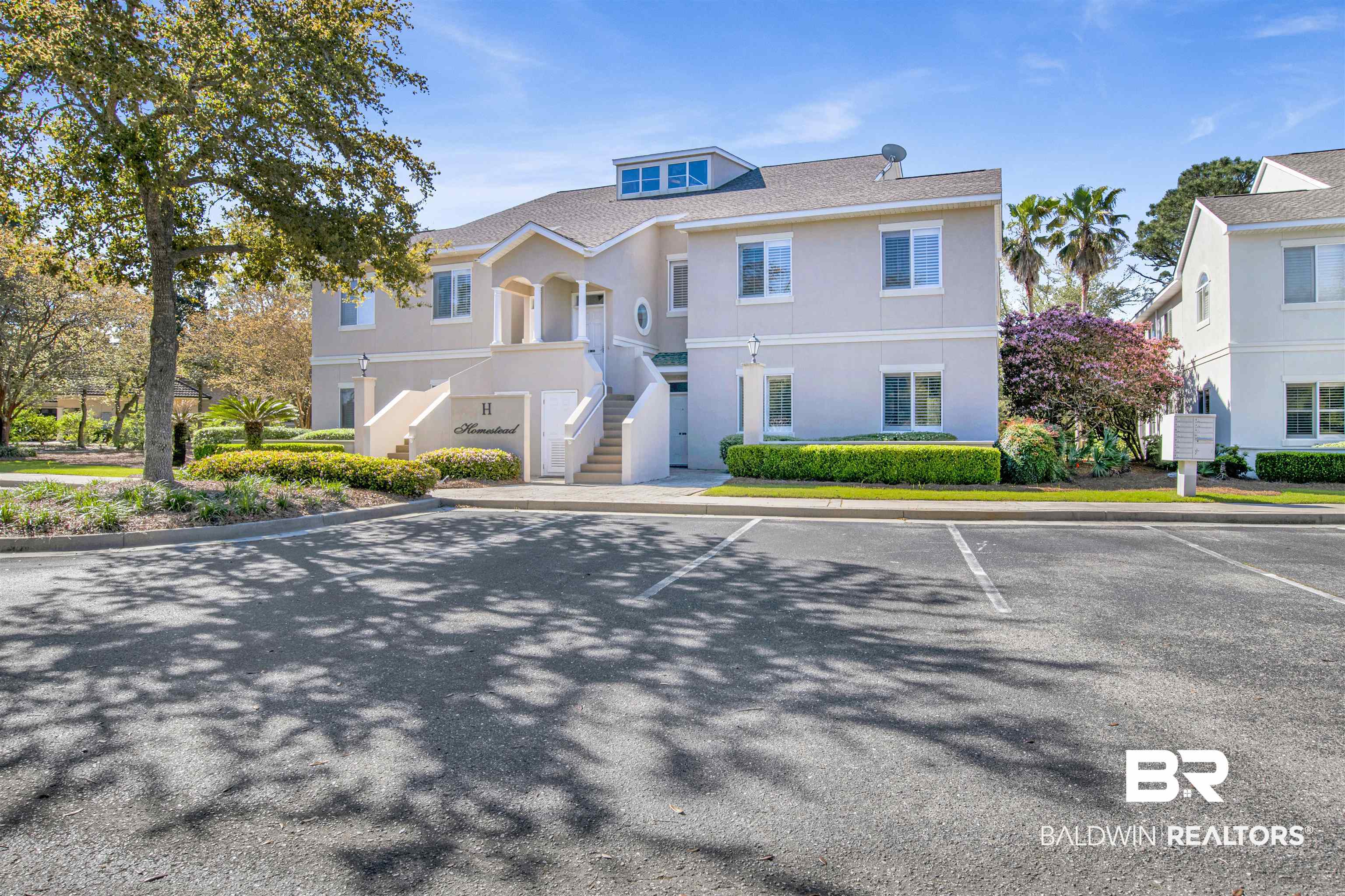 200 Peninsula Boulevard H202