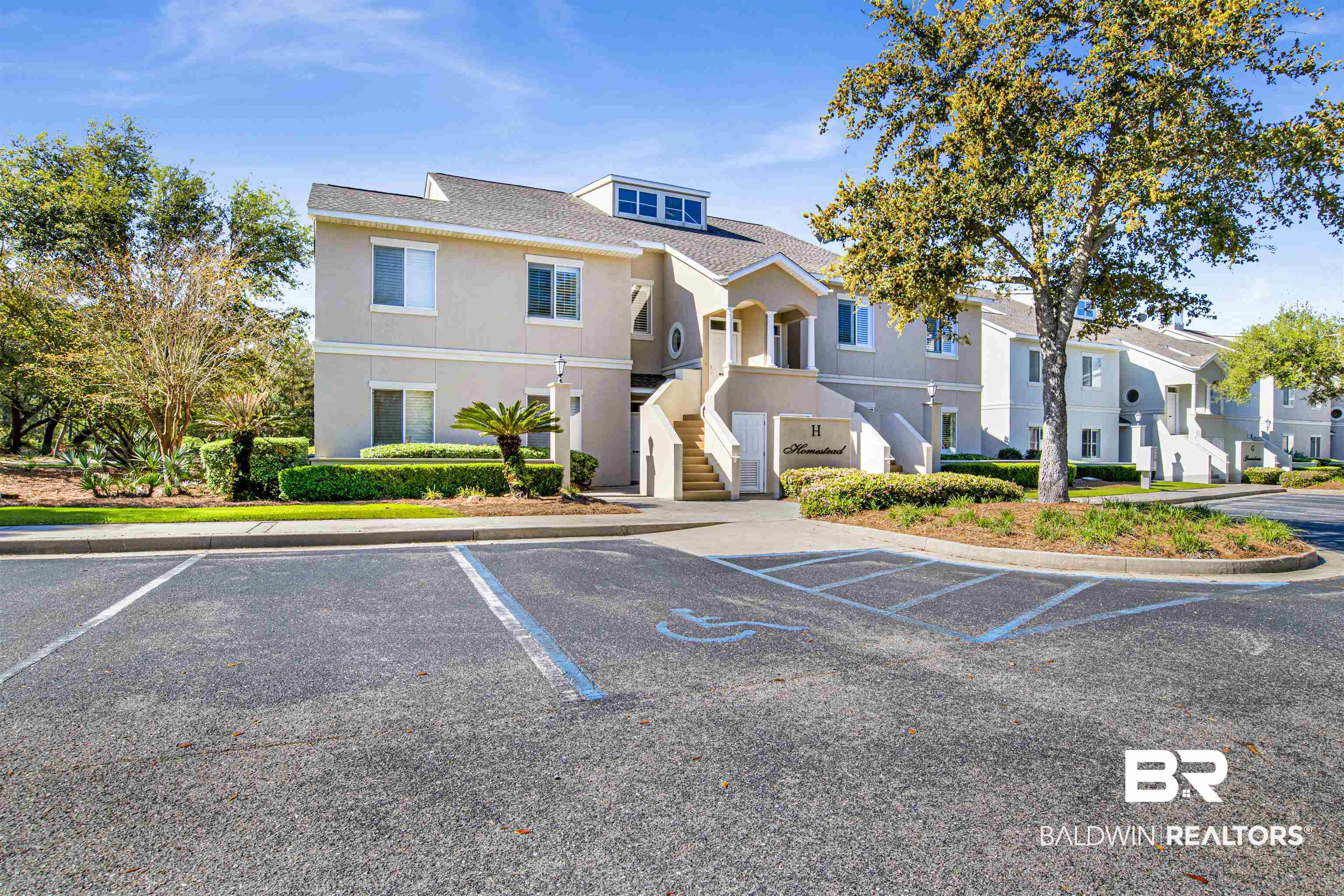 200 Peninsula Boulevard H202