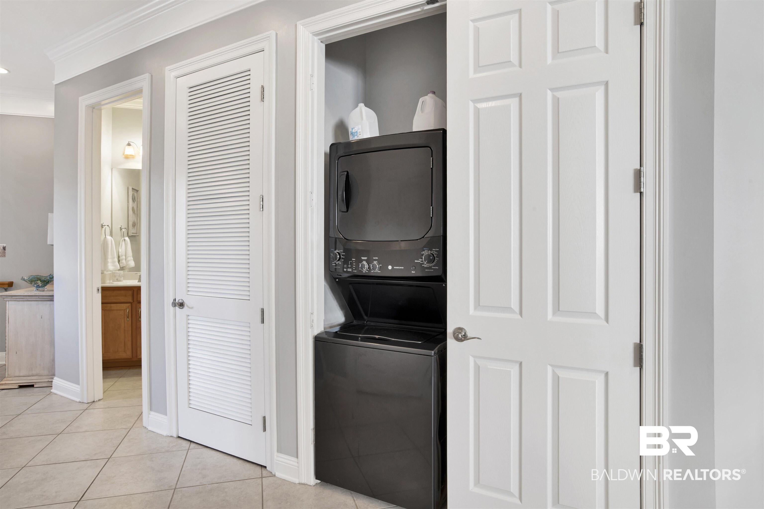 200 Peninsula Boulevard H202