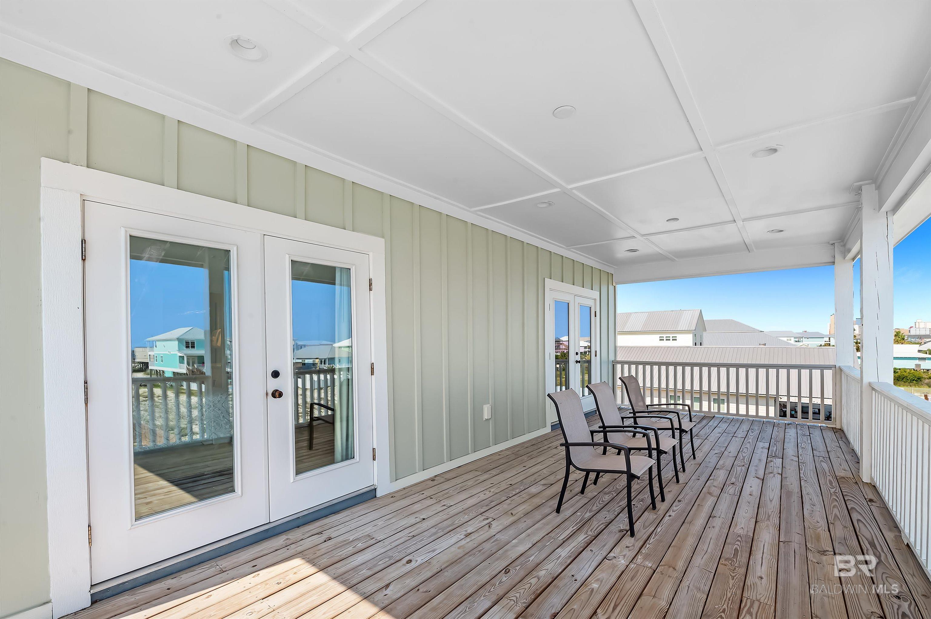 1337 W Lagoon Avenue